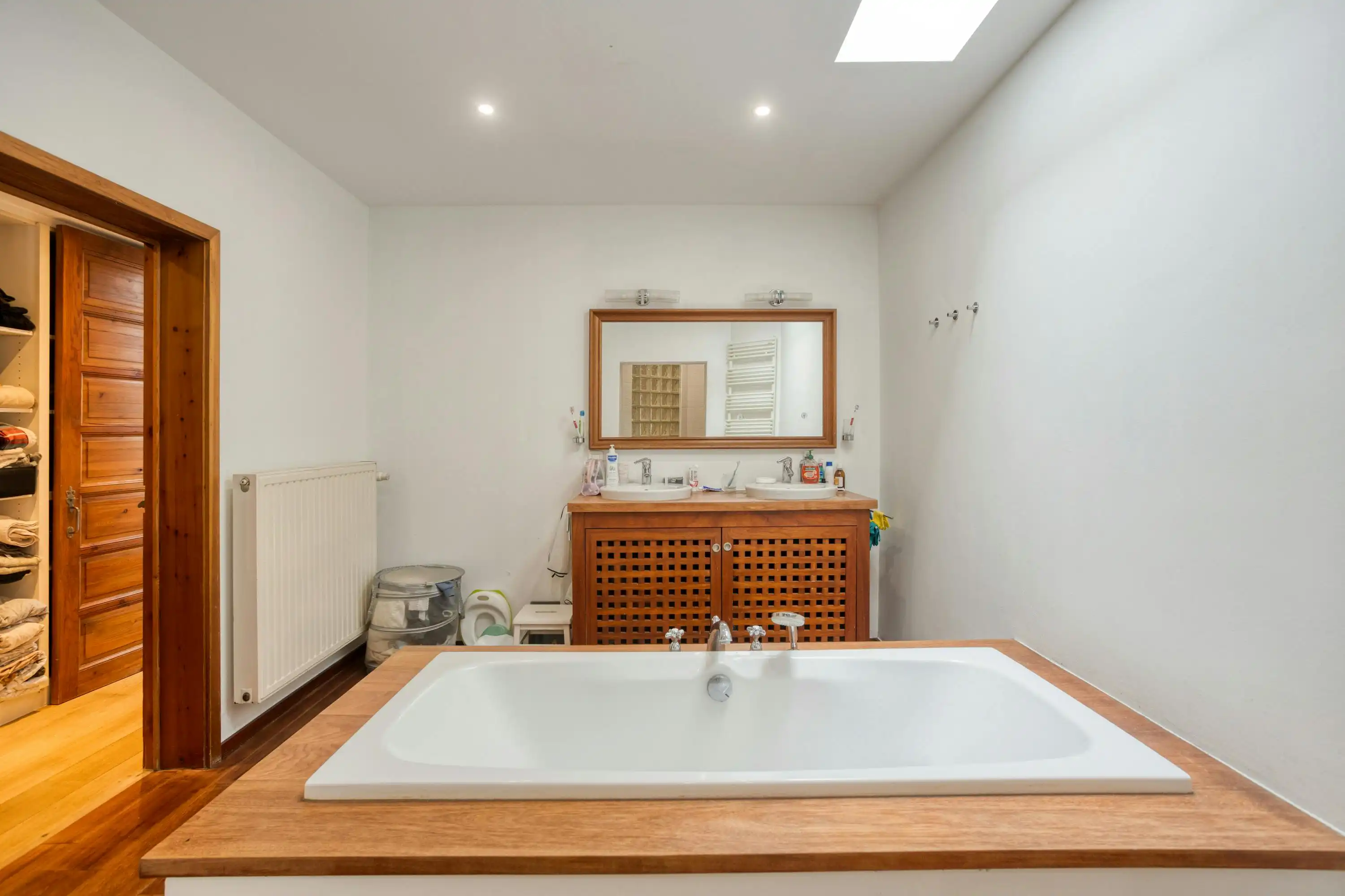Unieke loft met 2 slaapkamers te koop in Strombeek-Bever foto 15