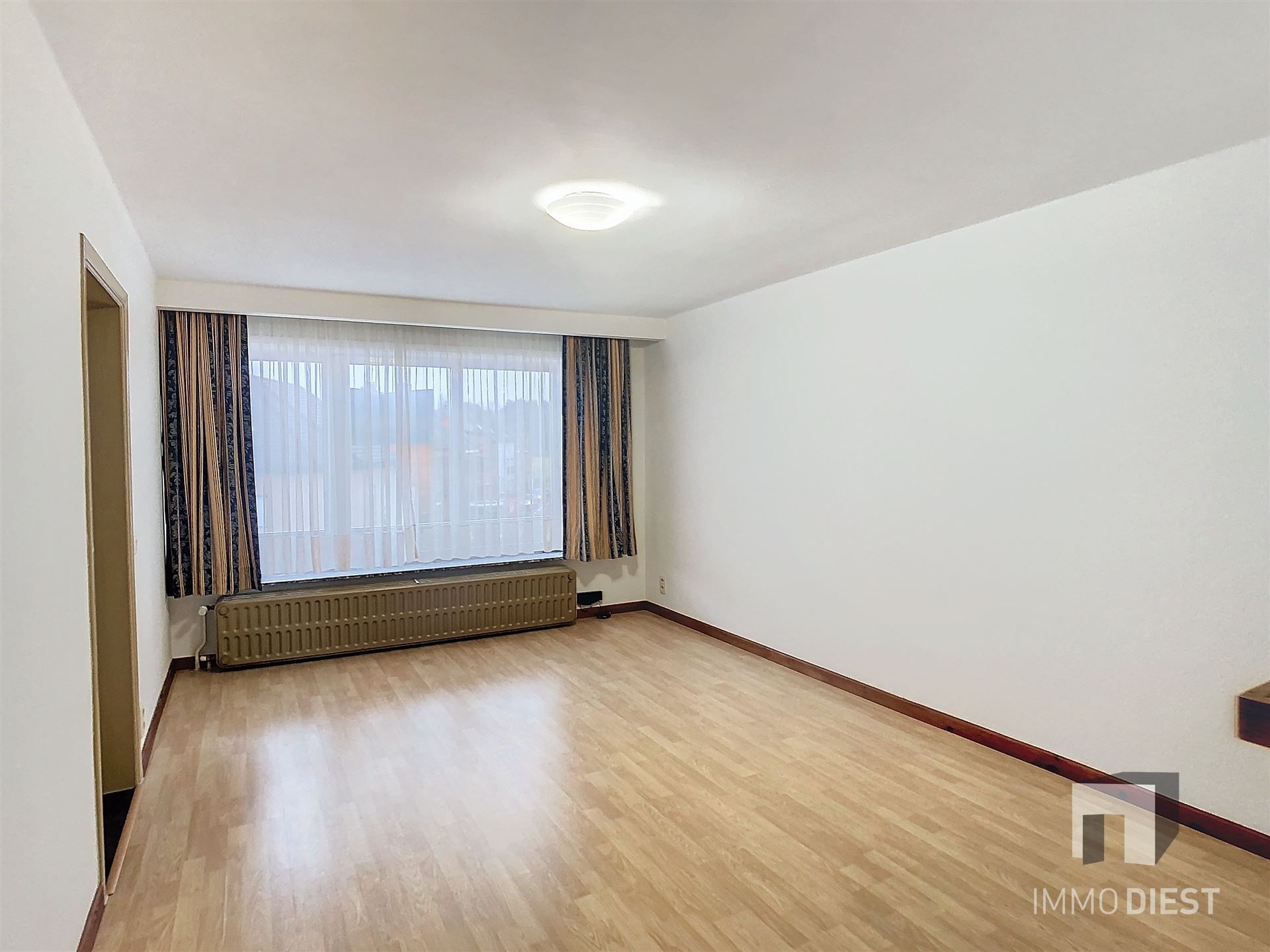 Appartement 2e verdiep met 2 slaapkamers foto 2