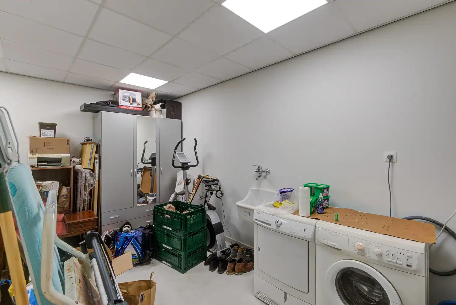 MODERNE WONING MET 2 SLAAPKAMERS, 2 TERRASSEN EN GARAGE IN HET CENTRUM VAN HOESELT foto 8