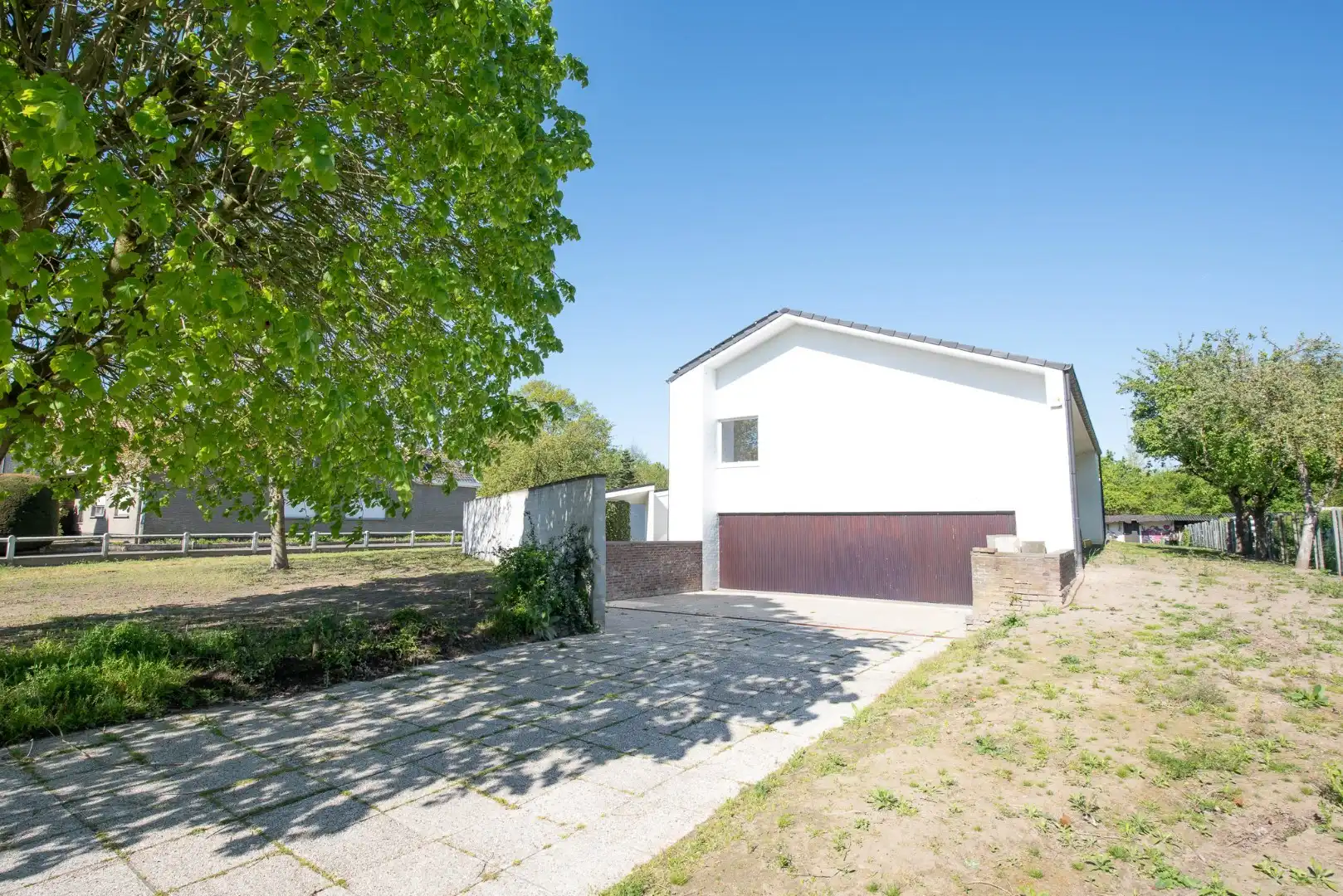 TE KOOP: Ruime architectenwoning in residentiële wijk 'De Piste'. Rustig, groen en zeer bereikbaar perceel van 1800m²! foto 27