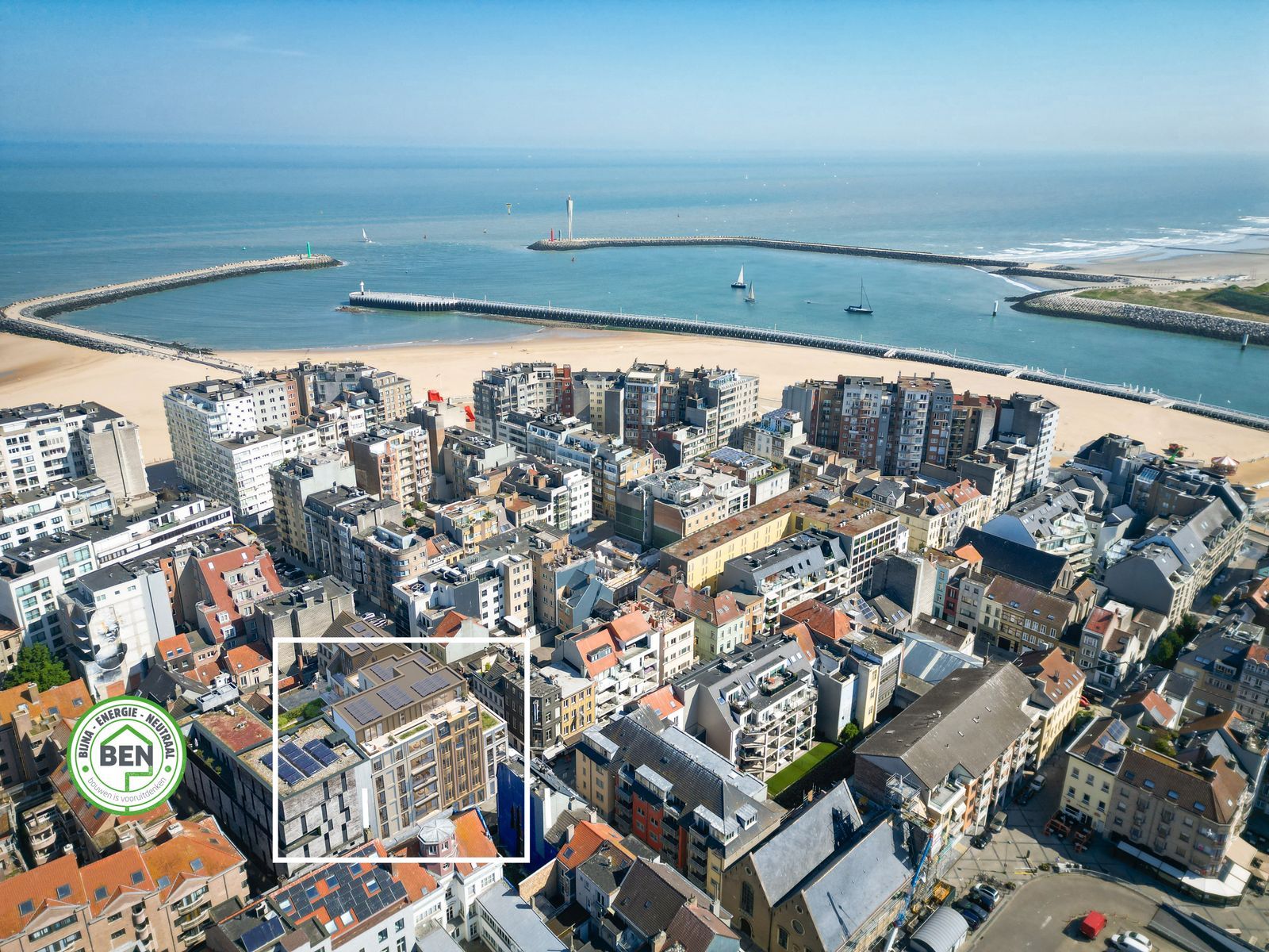 Prachtige nieuwe luxe-appartementen met mooie terrassen en groene binnentuin, op een boogscheut van zee foto 5