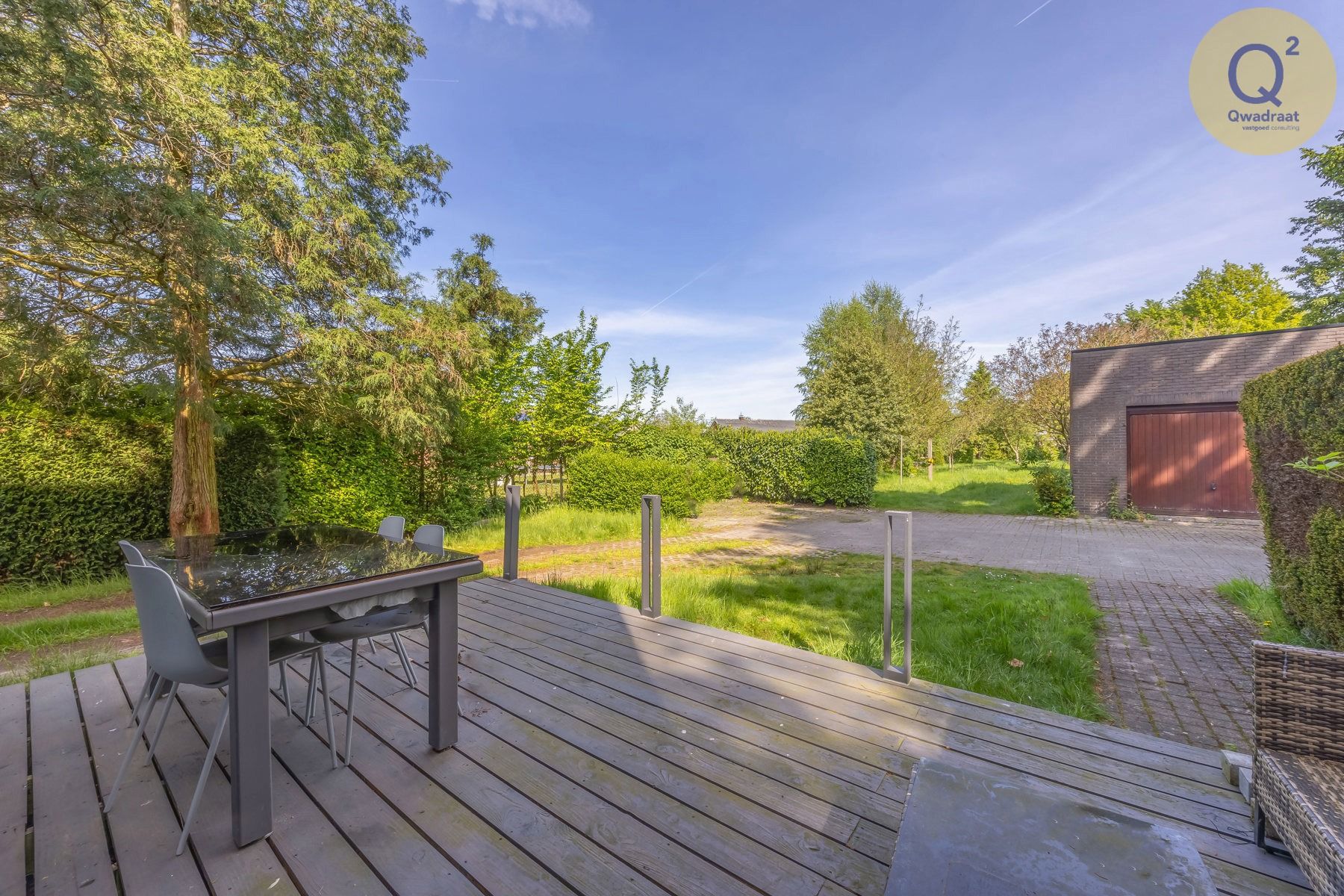 Ruime vernieuwde woning met 4 slpks en grote tuin foto 39