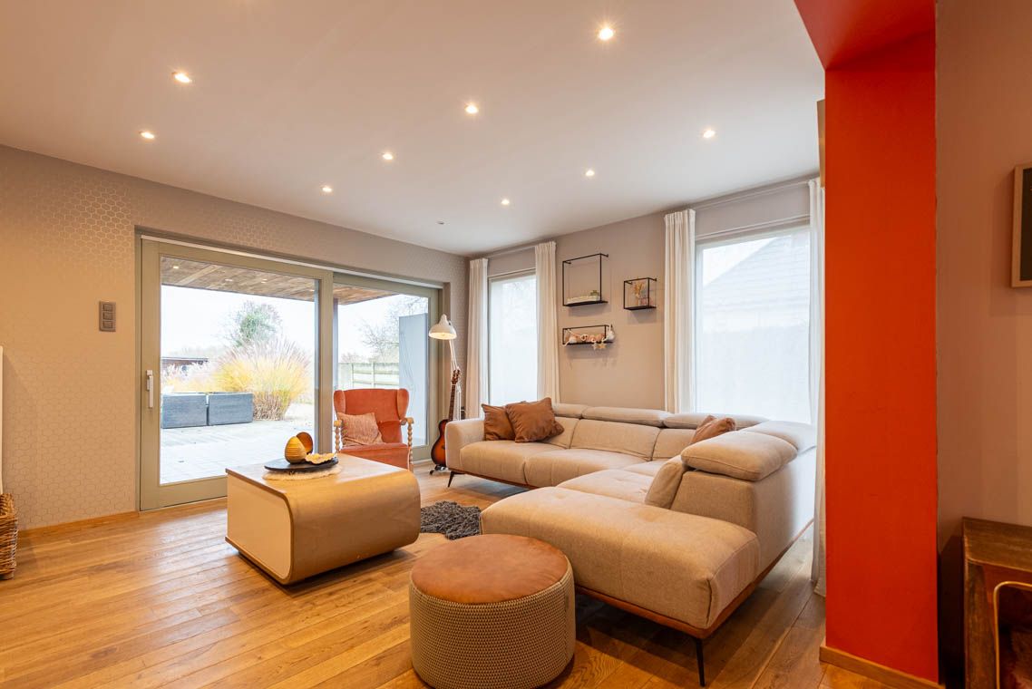 Energiezuinige woning met zonnepanelen, 3 grote slaapkamers, mooie tuin met bergplaats, zalig uitzicht foto 15