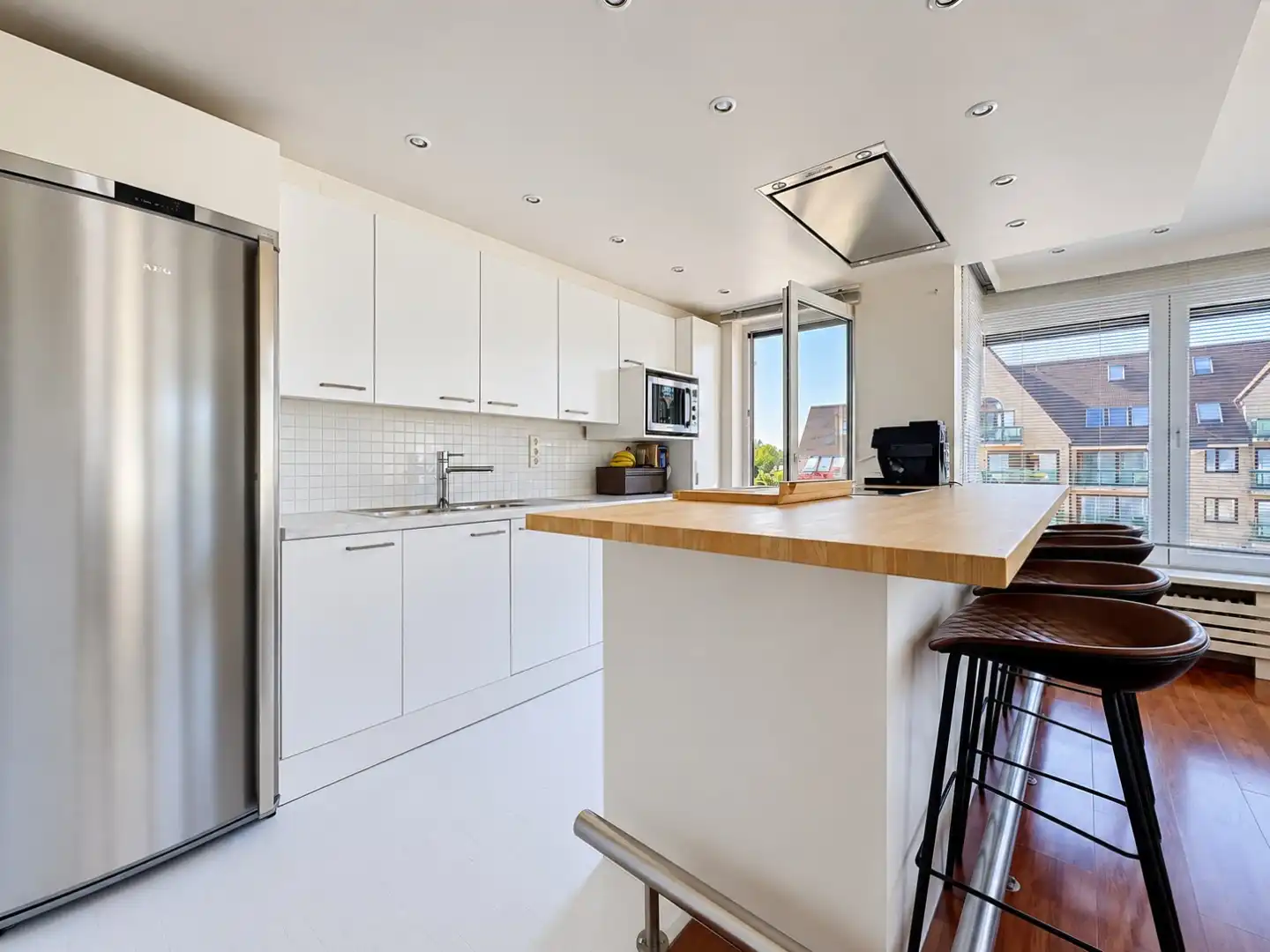 Hoekappartement op enkele minuten van het centrum van Oostduinkerke. foto 4