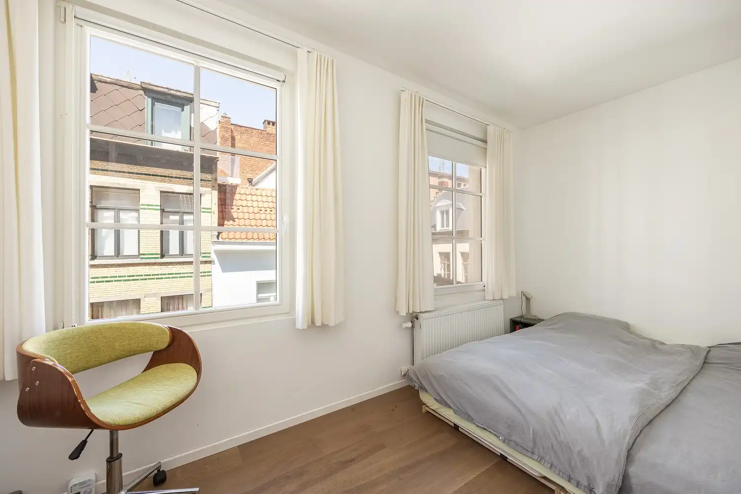 Instapklare stadswoning met garage en 2 slaapkamers foto 19