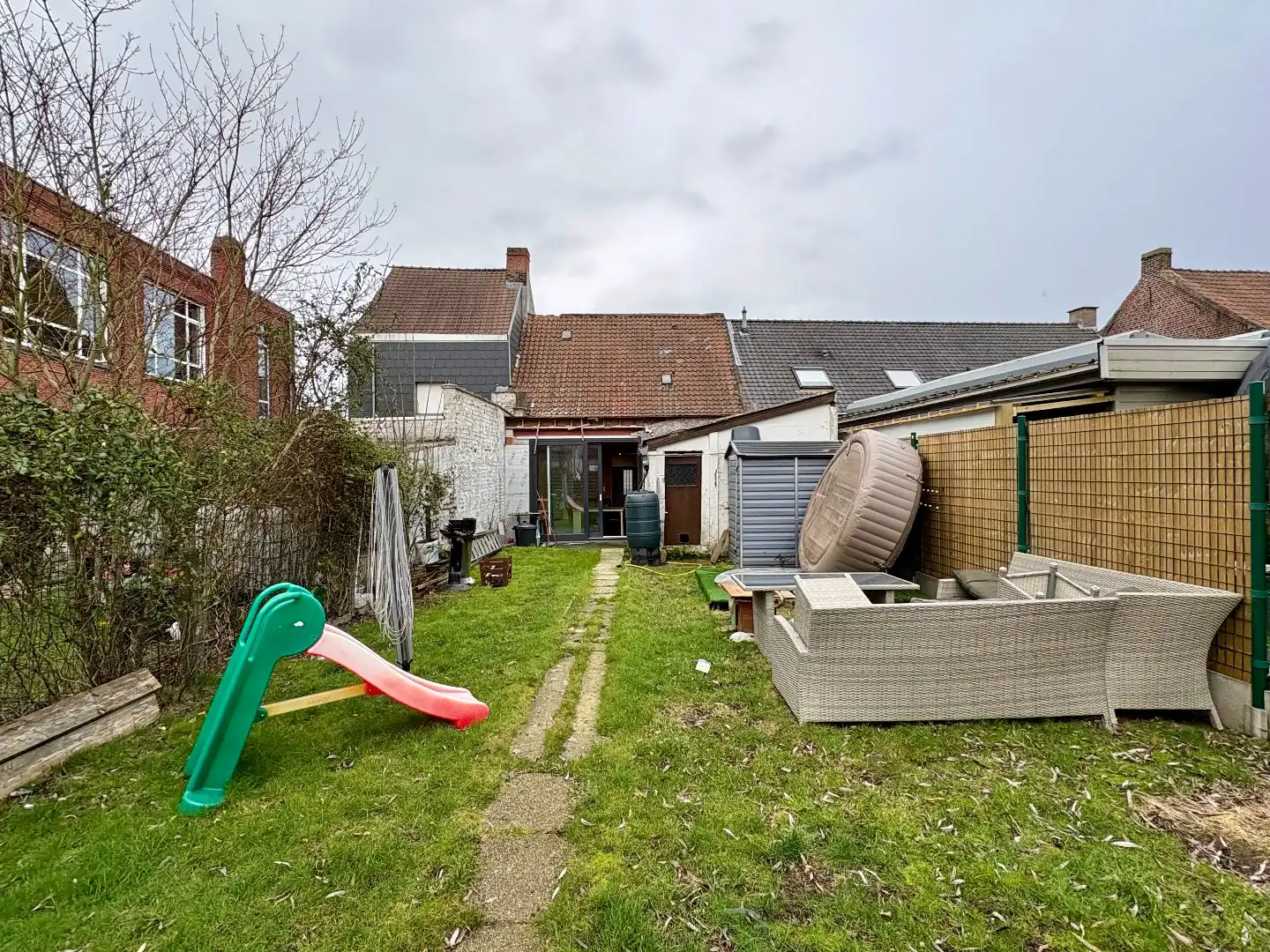 Starterswoning te koop in Heule met conforme elektriciteit foto 16