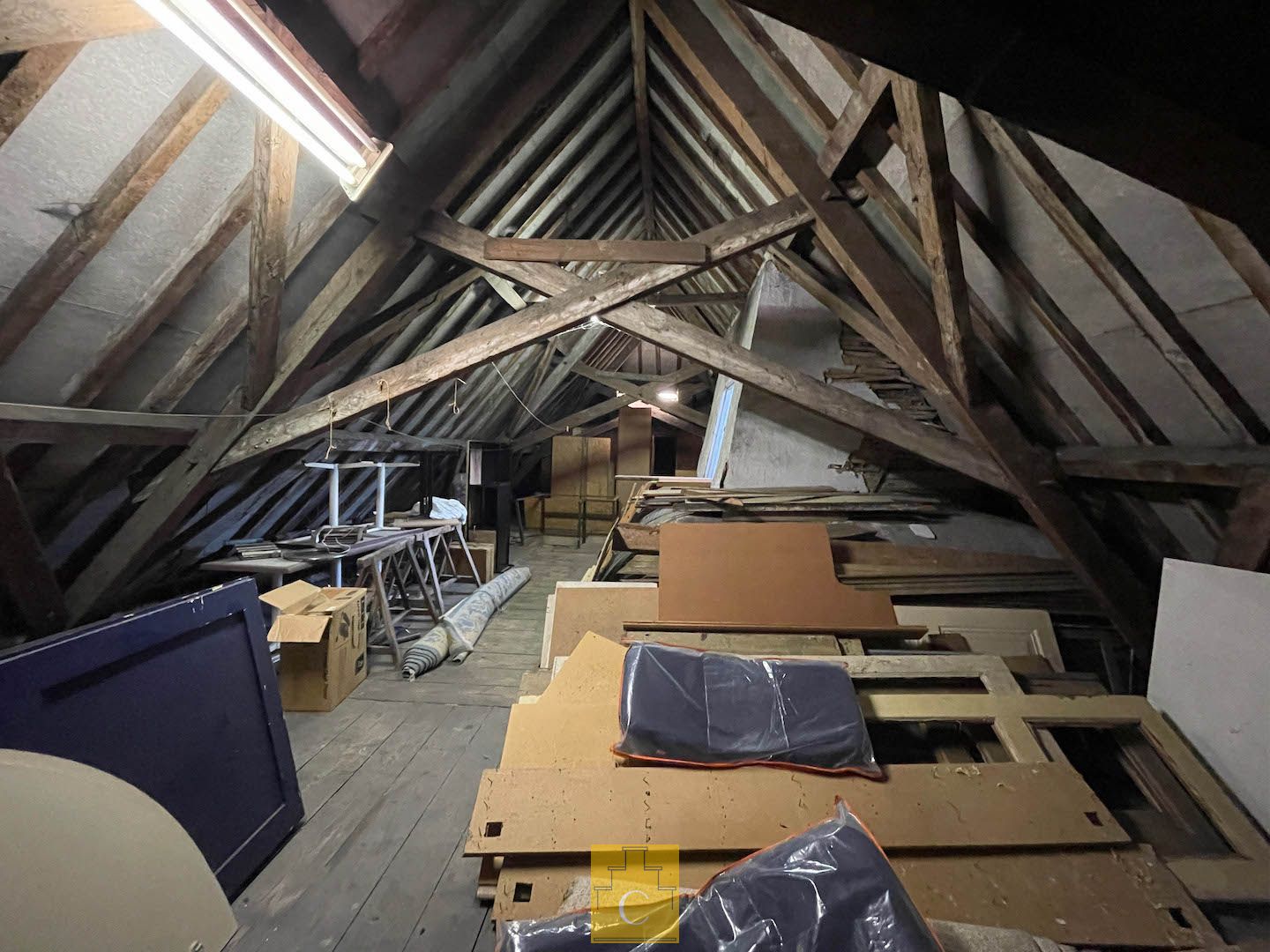 19e eeuws herenhuis-handelshuis op een toplocatie aan de Dijver, naast het Groeningemuseum foto 30