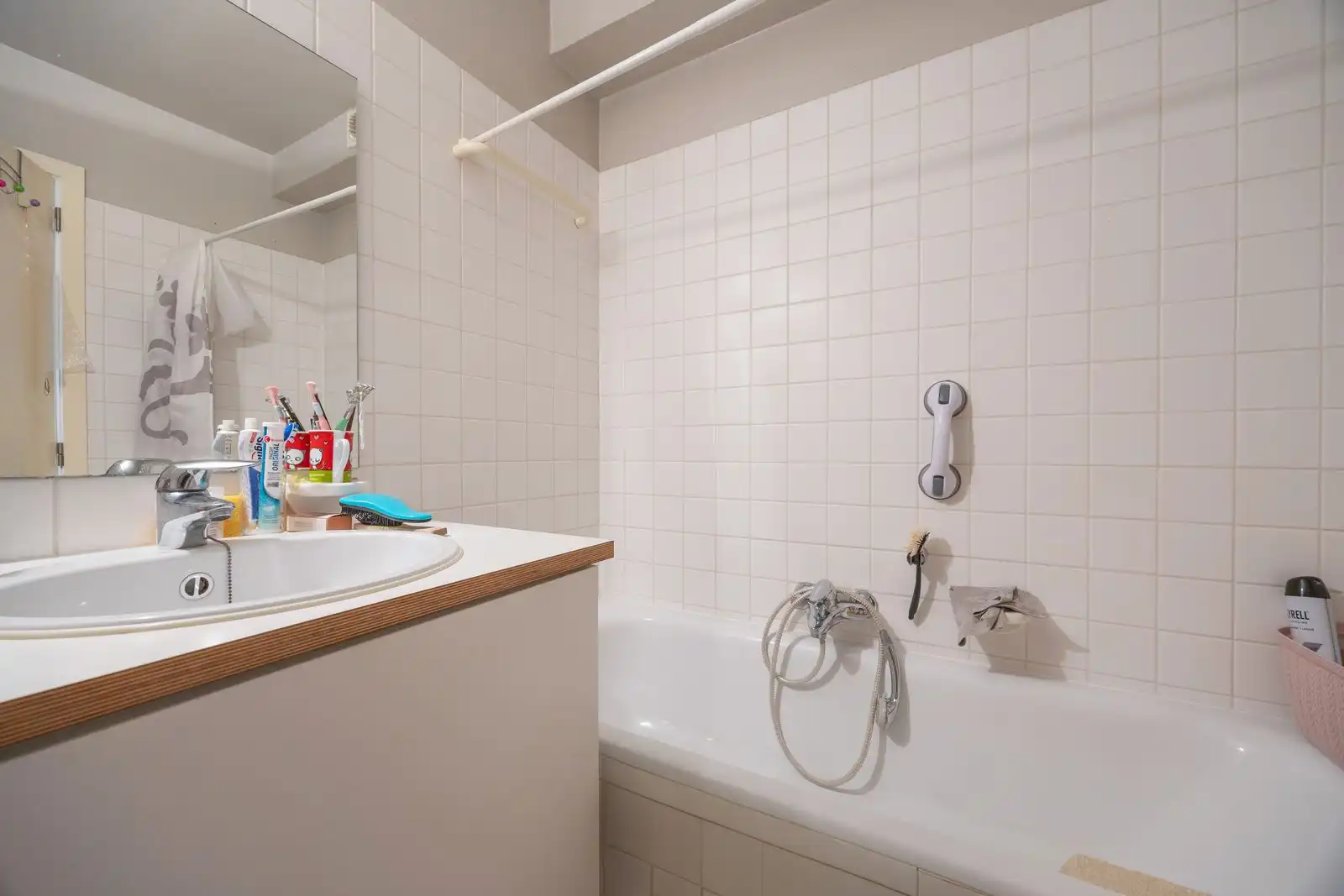 Stijlvol appartement met zuidgericht terras en staanplaats in hartje Oostende foto 8