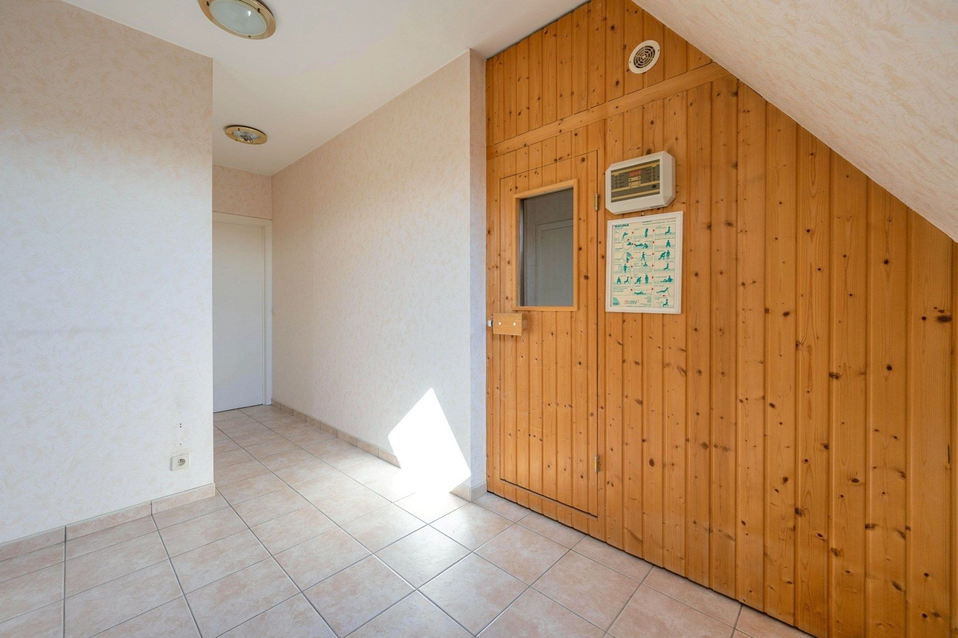 Groot duplex-appartement met 2 slaapkamers foto 19