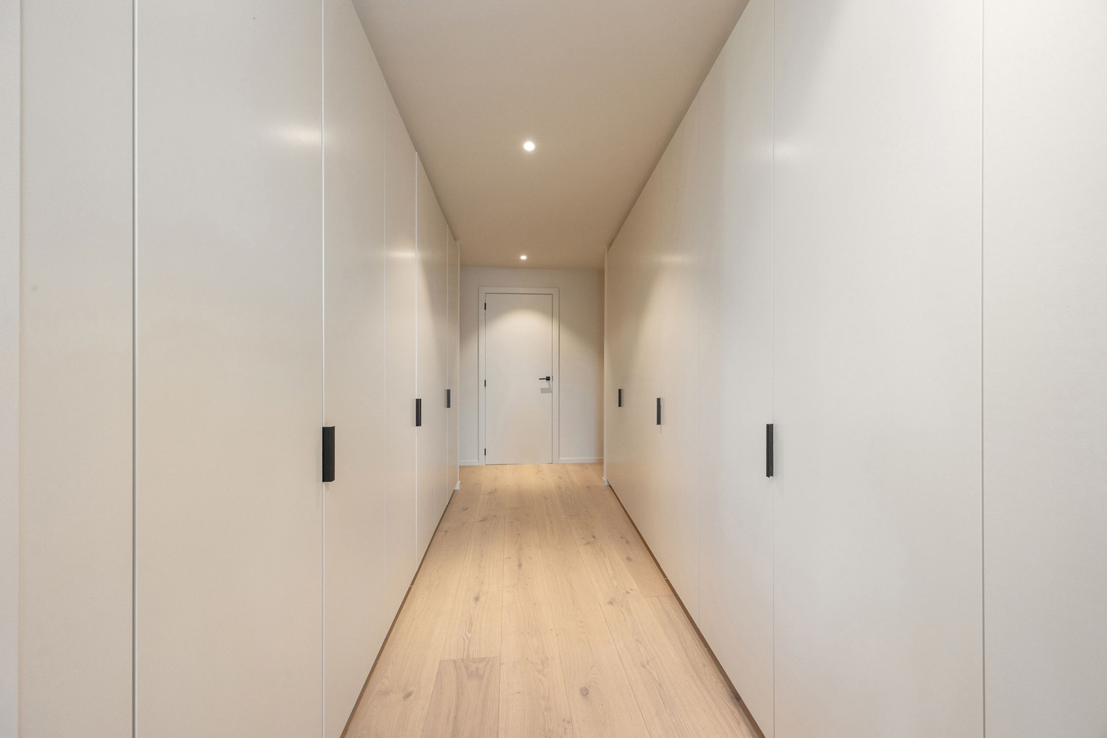 Luxueus appartement met panoramisch uitzicht op toplocatie foto 8