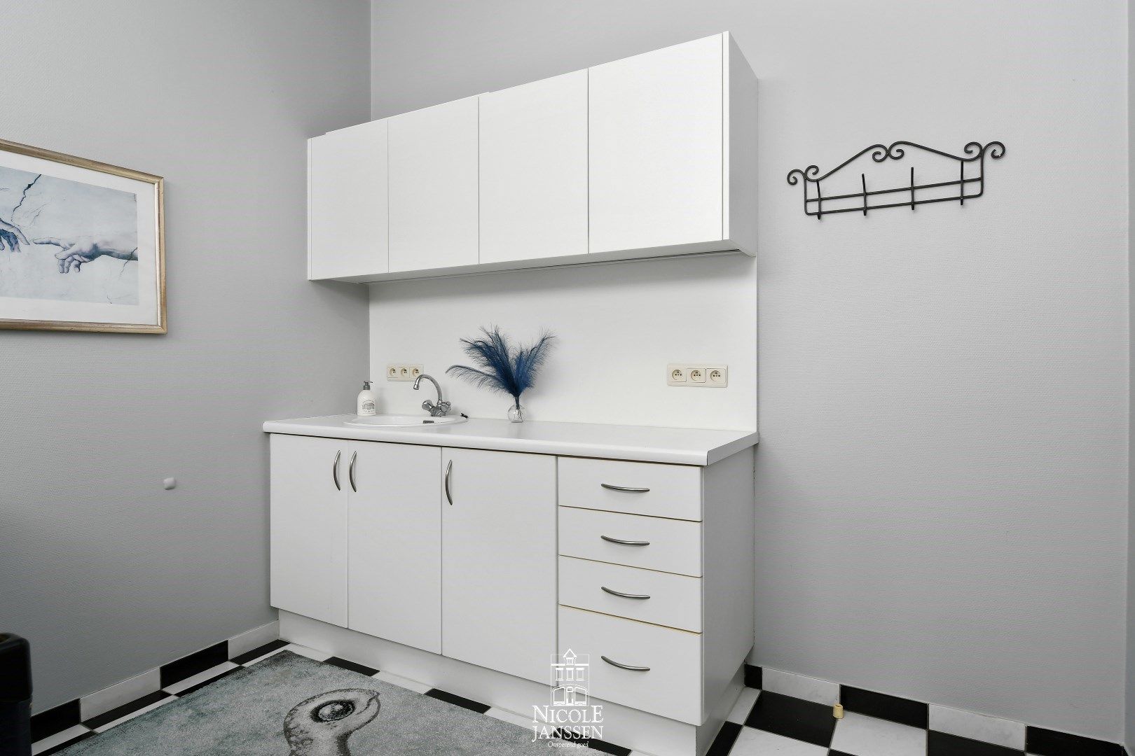 Woonst met studio en handelspand te koop foto 45