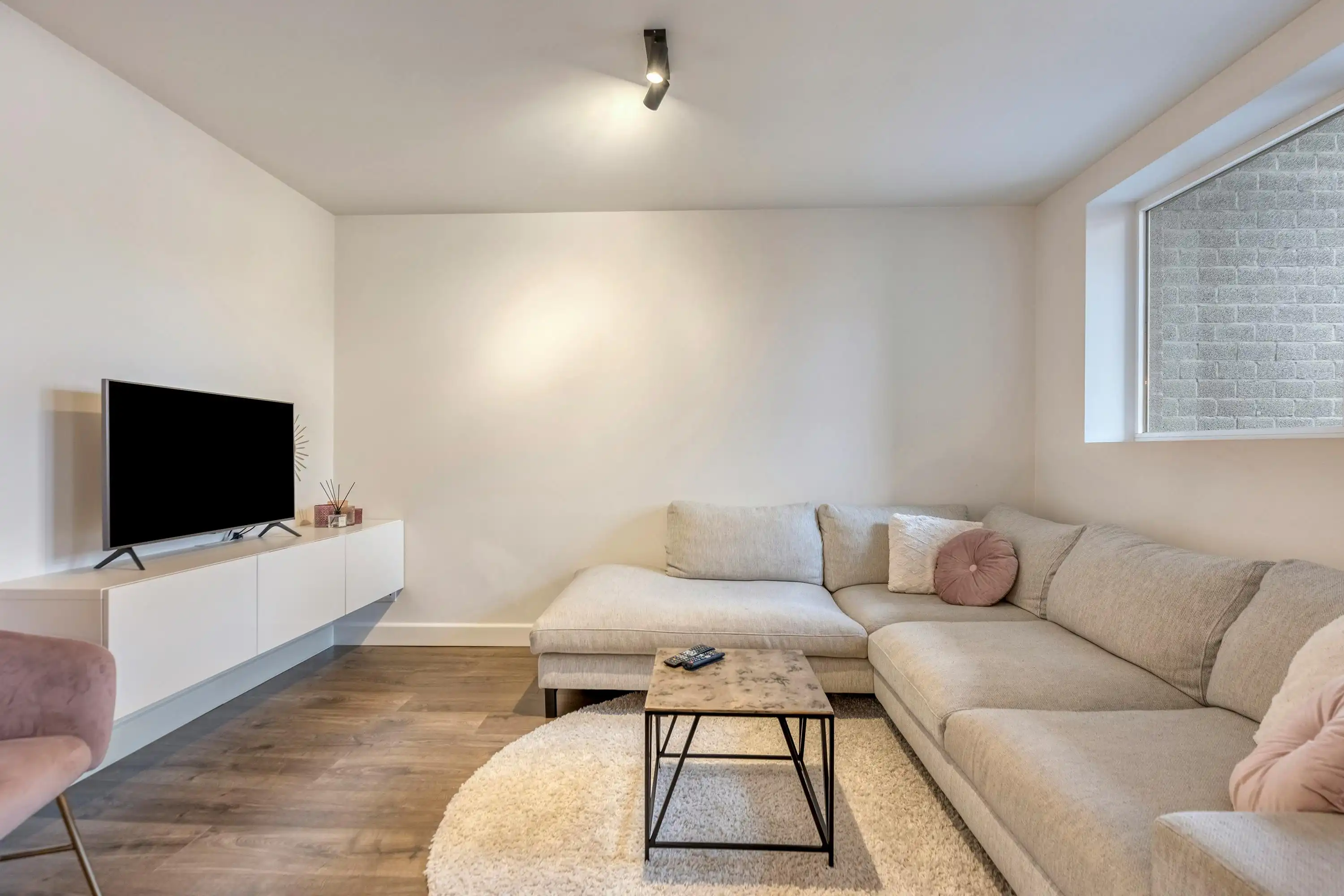 Gelijkvloers appartement met 1 slpk en tuin te Essen-centrum!  foto 4