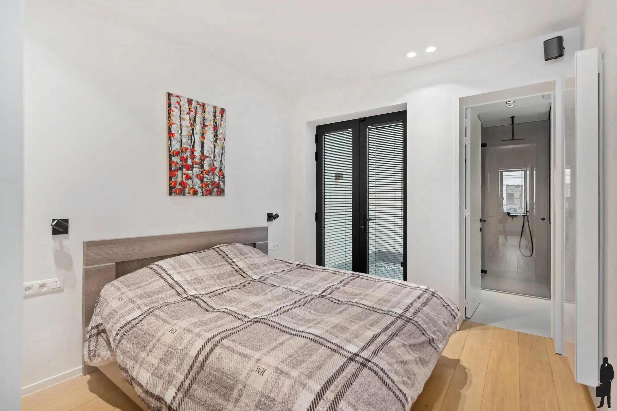 Upside down-woning met dakterras en parking foto 8