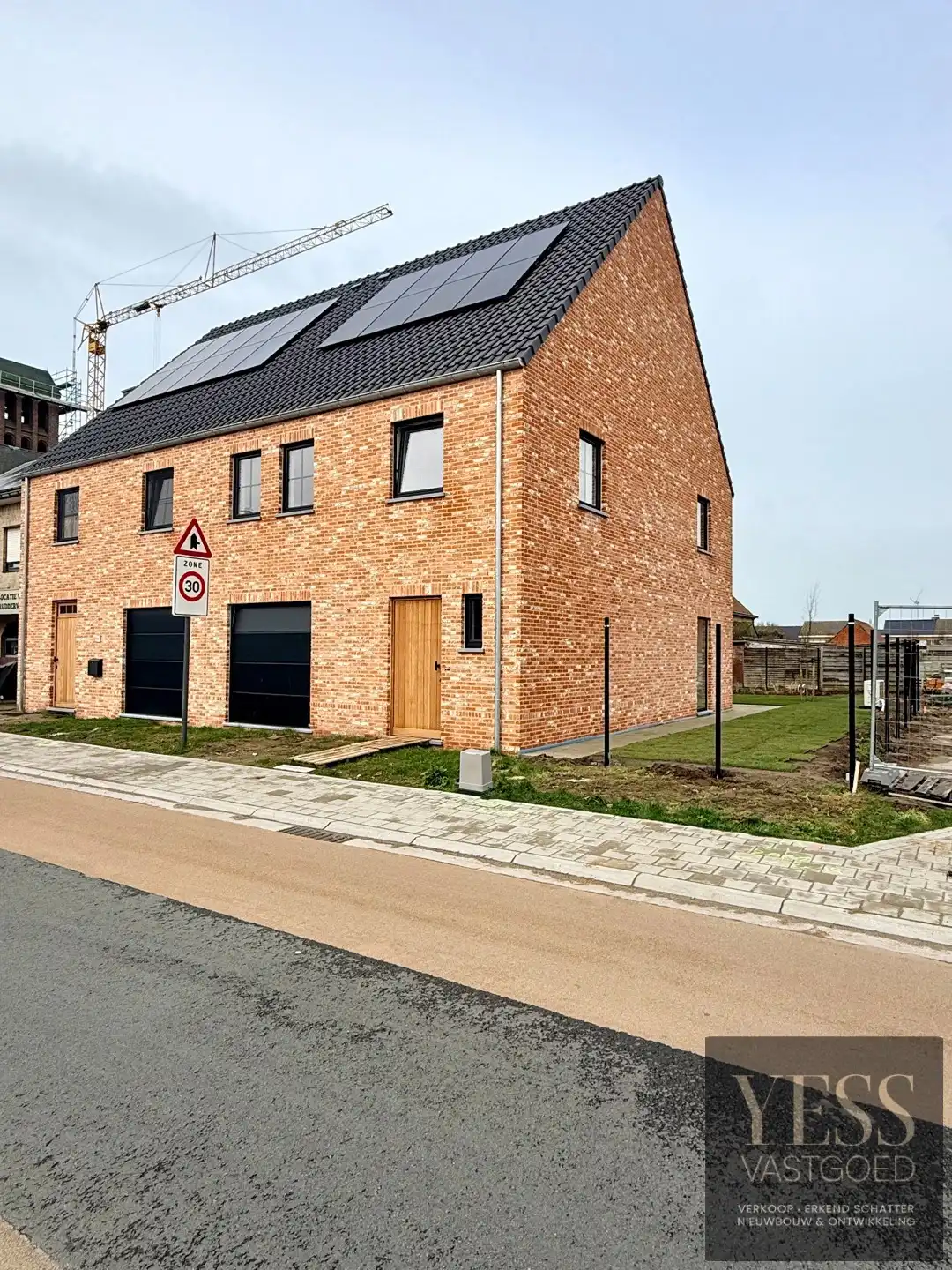 OPENDEURDAG 14/3 & 15/3 - Instapklare Nieuwbouw woning! foto 2