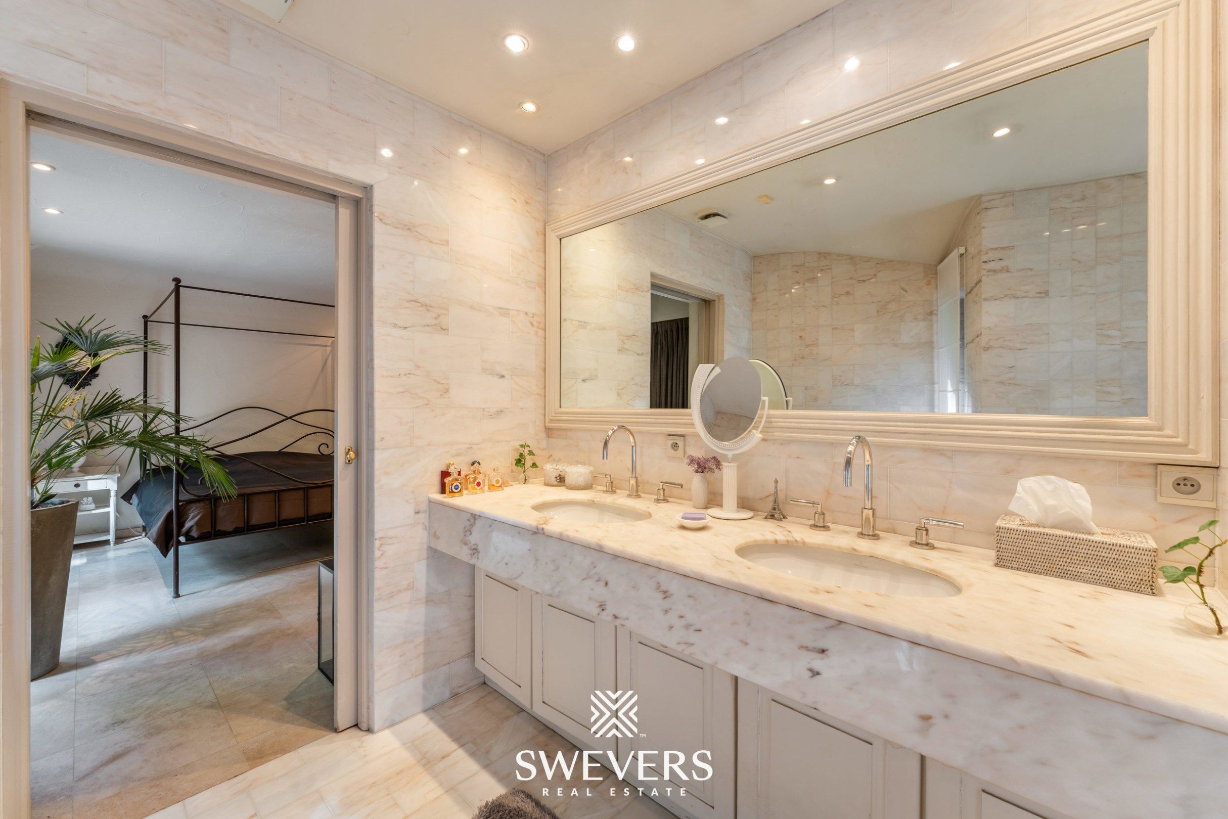 Exclusieve villa in Zuid-Franse stijl omgeven door groen in residentiële wijk Kayenberg foto 24