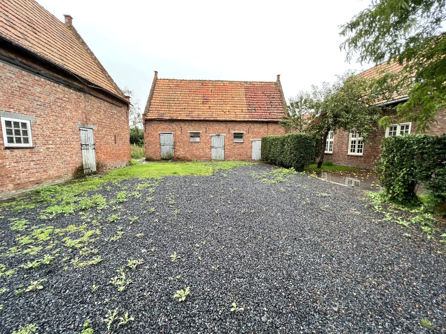 WONING MET 3 SLAAPKAMERS, BINNENKOER EN BIJGEBOUW TE MERKEM foto 19