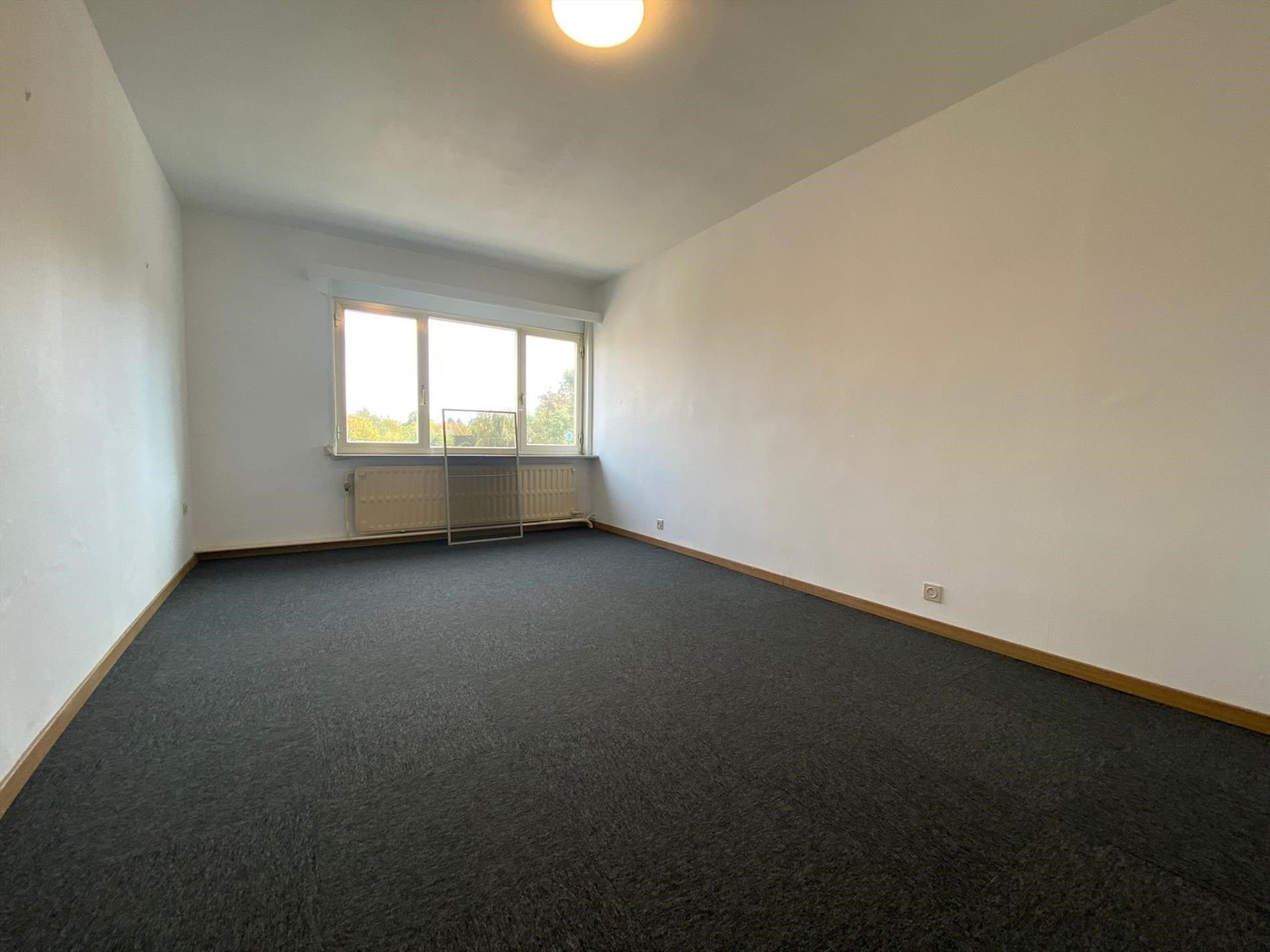 Gerenoveerd duplex appartement met 3 slpks in het centrum van Balen! foto 8