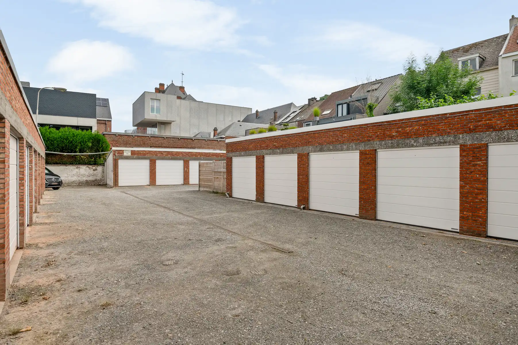 Garageboxen met maximaal laadvermogen in het centrum.  foto 7