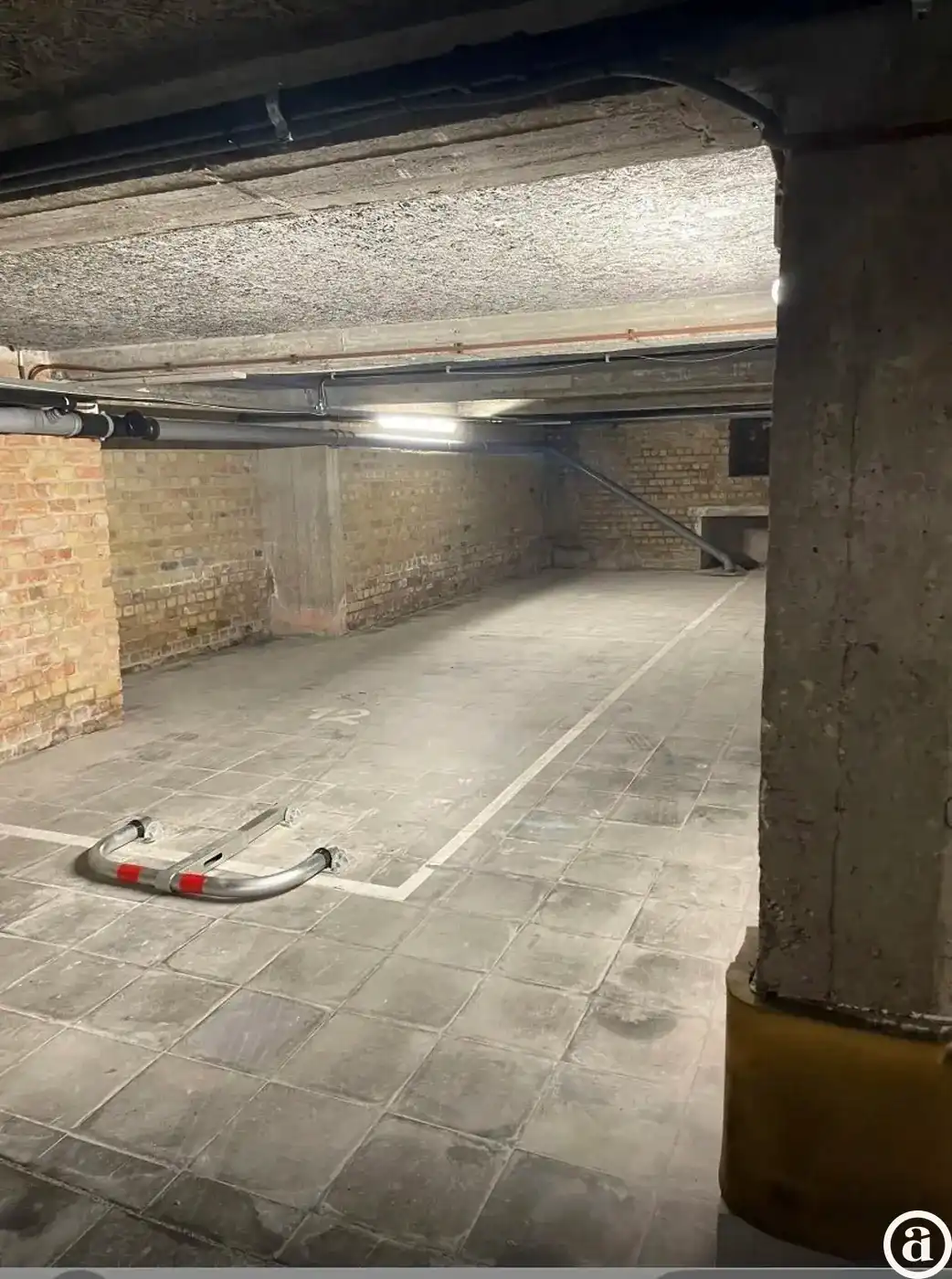 Dubbele autostaanplaats in de Bayauxlaan te koop foto 2