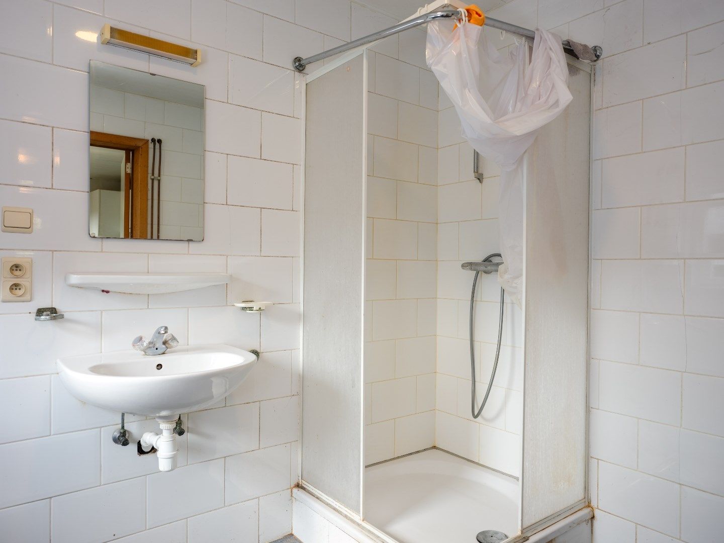 Half-open op te frissen woning met 3 slaapkamers te Gistel  foto 8