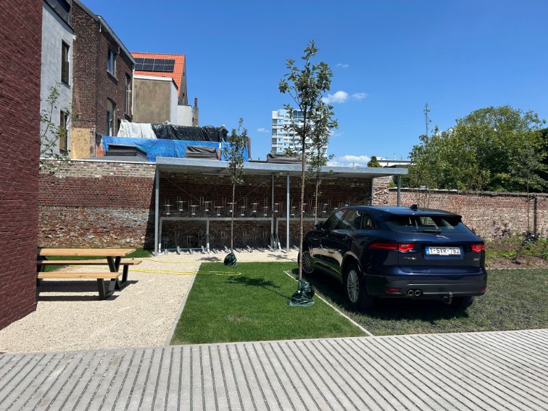 Nieuwe studentenkamer op een top locatie in centrum Kortrijk met zicht op plein. foto 15