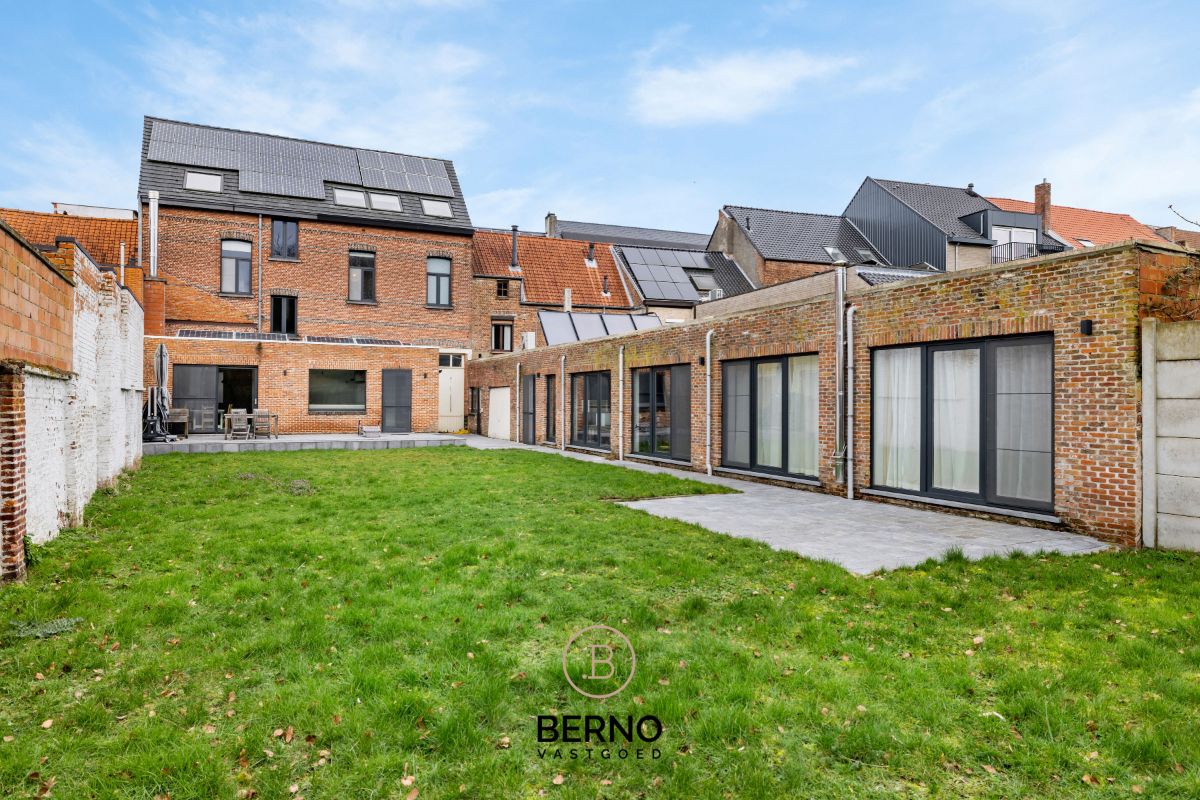 Gerenoveerde herenwoning met prachtige tuin foto 20