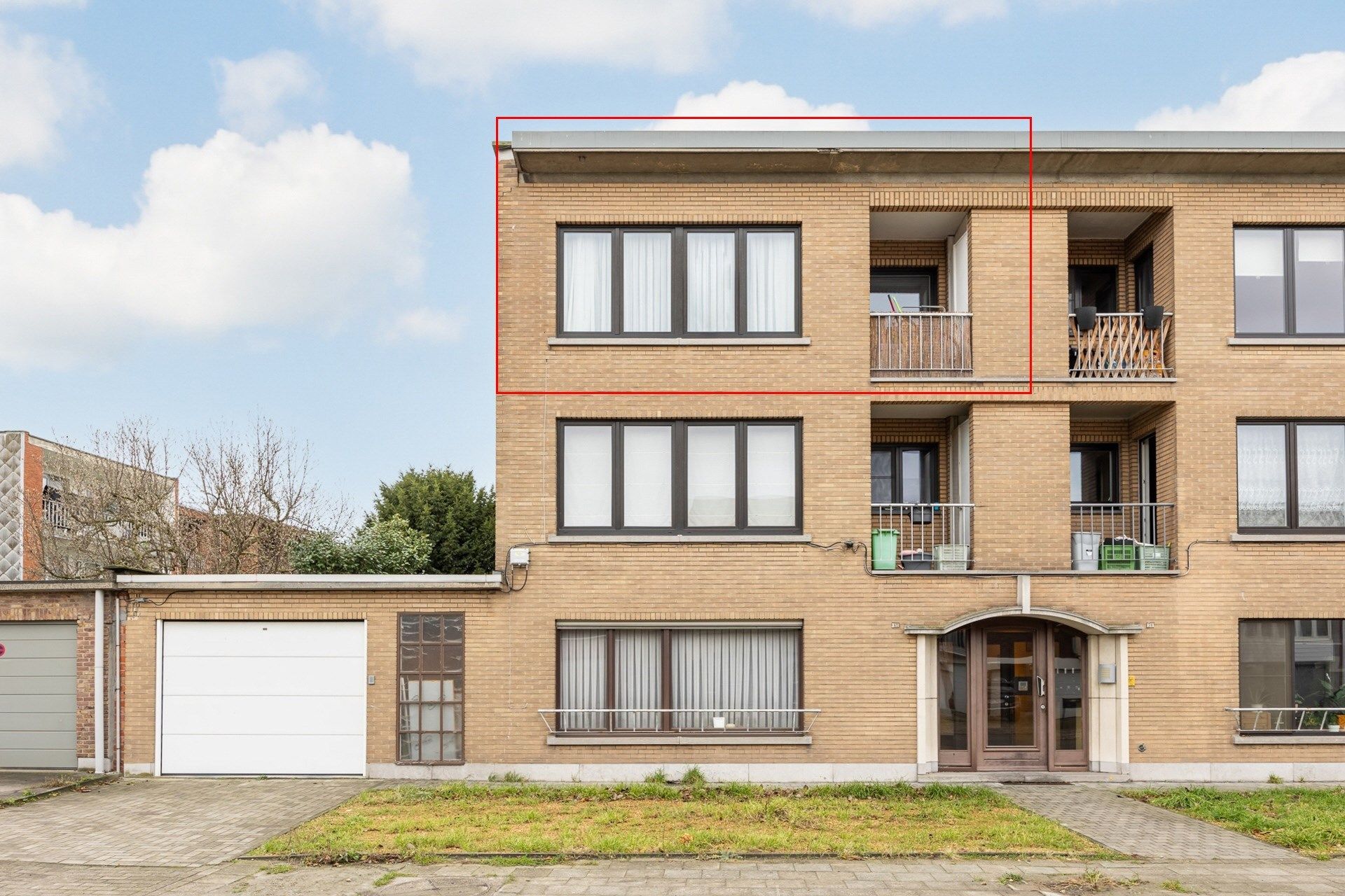 Schitterend gelegen appartement met 2 slaapkamers en garage nabij het centrum (84m²)met 2 slaapkamers nabij het centrum foto {{pictureIndex}}