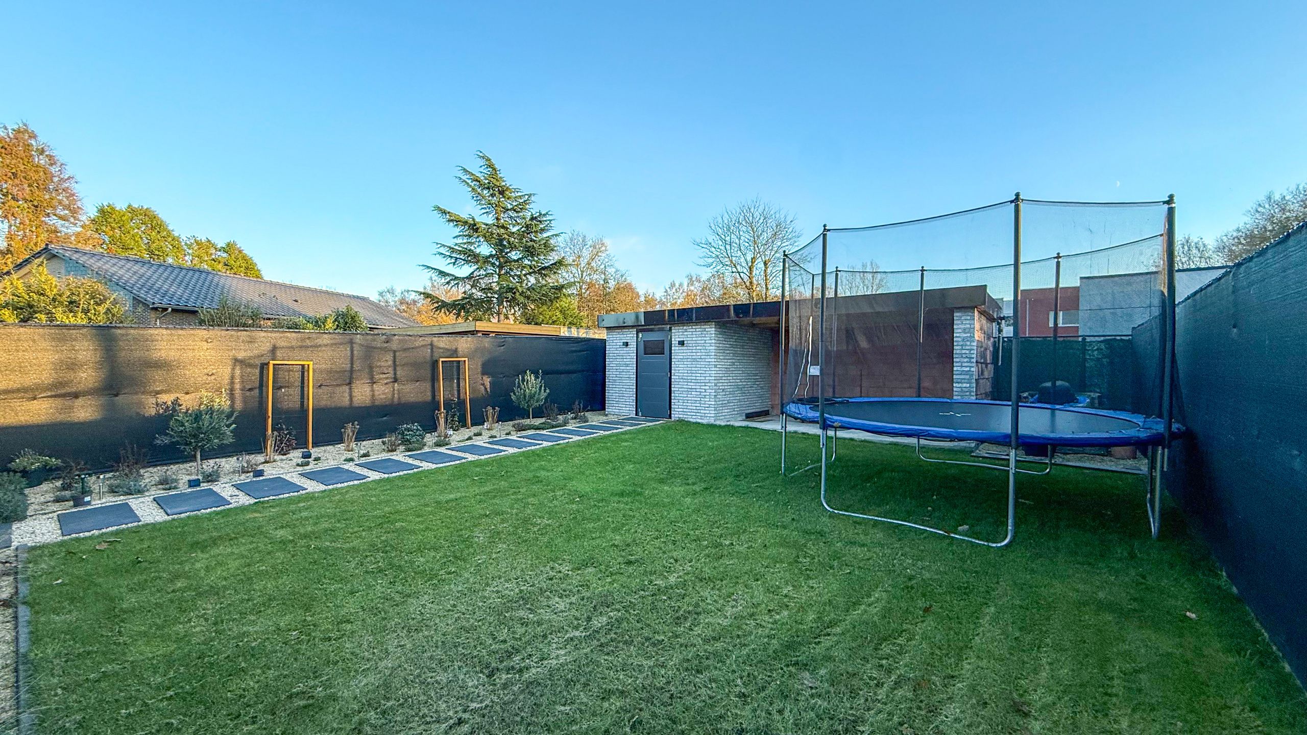 Moderne halfopen bebouwing (3 jaar oud) nabij E313 & E314! foto 38