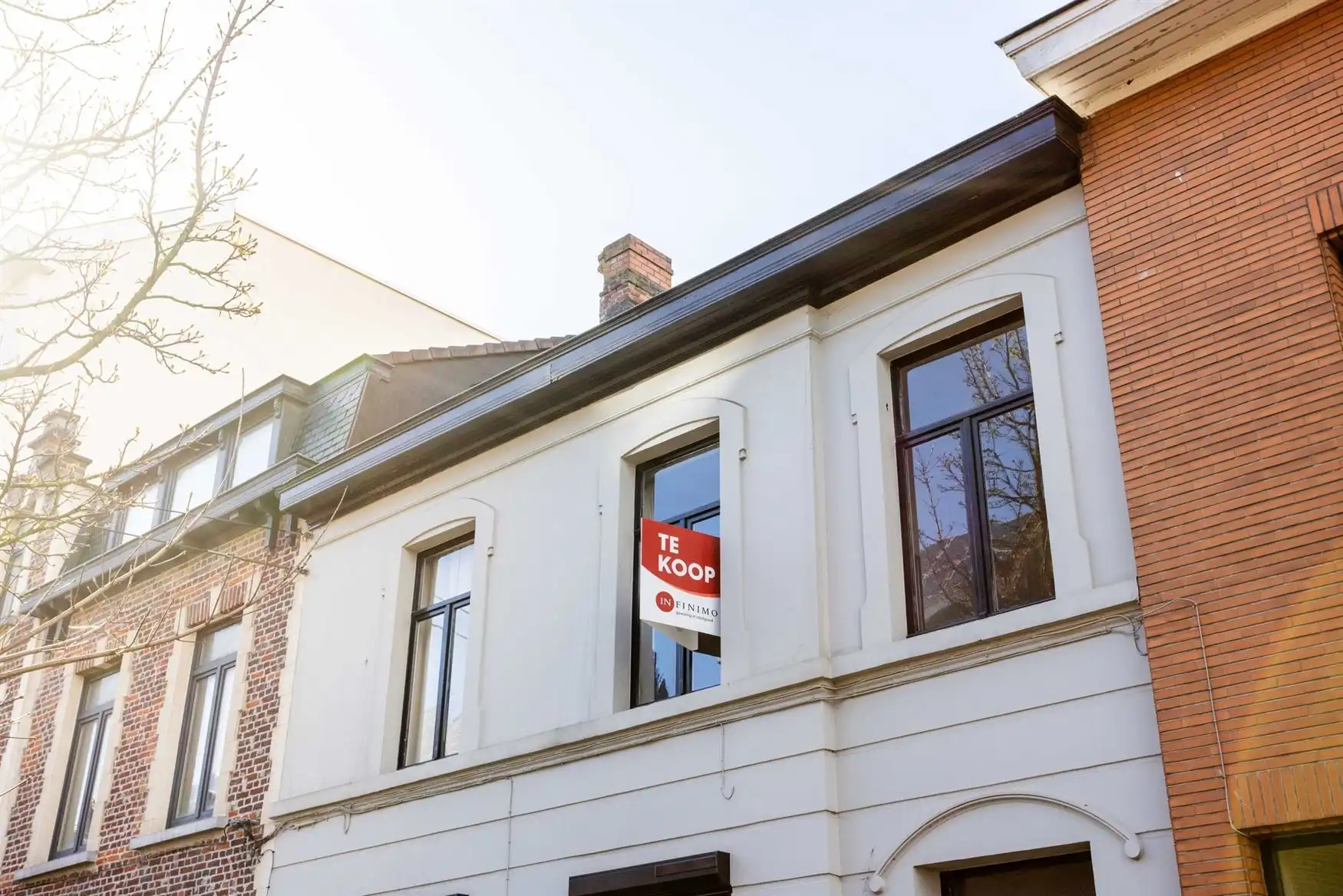 Karaktervolle renovatiewoning met zonnige tuin in Miljoenenkwartier foto 2