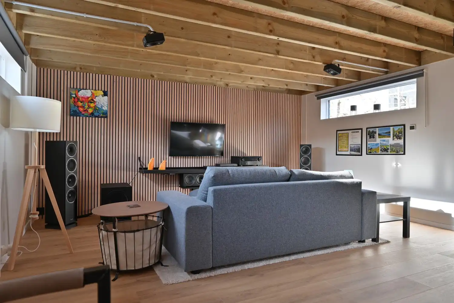 Gerenoveerde halfvrijstaande woning met patio-tuin en prachtig bijgebouw, in het hart van Neerharen foto 9