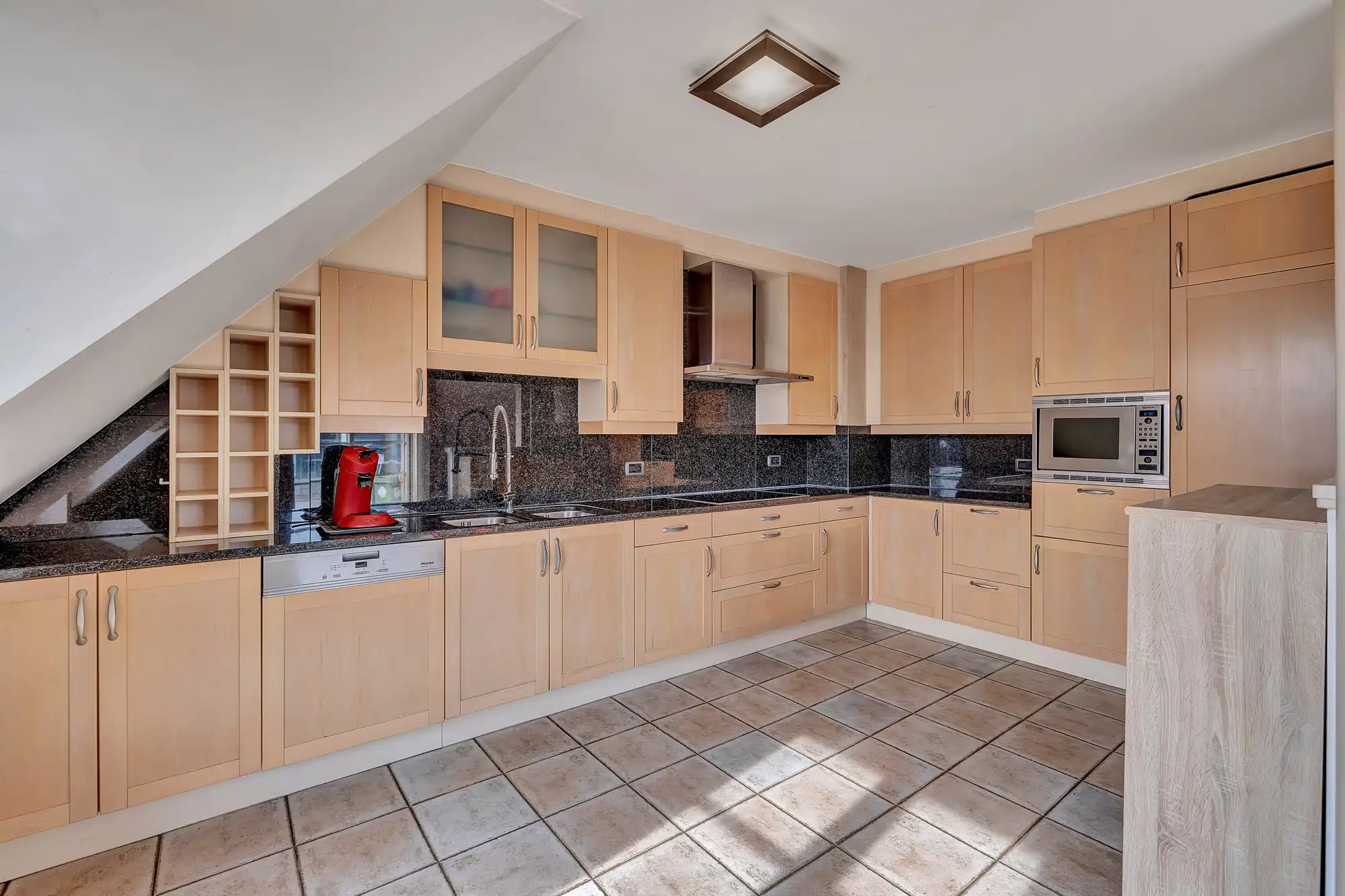 Luxe penthouse met 2 slpks & 5 terrassen centrum Zottegem foto 5