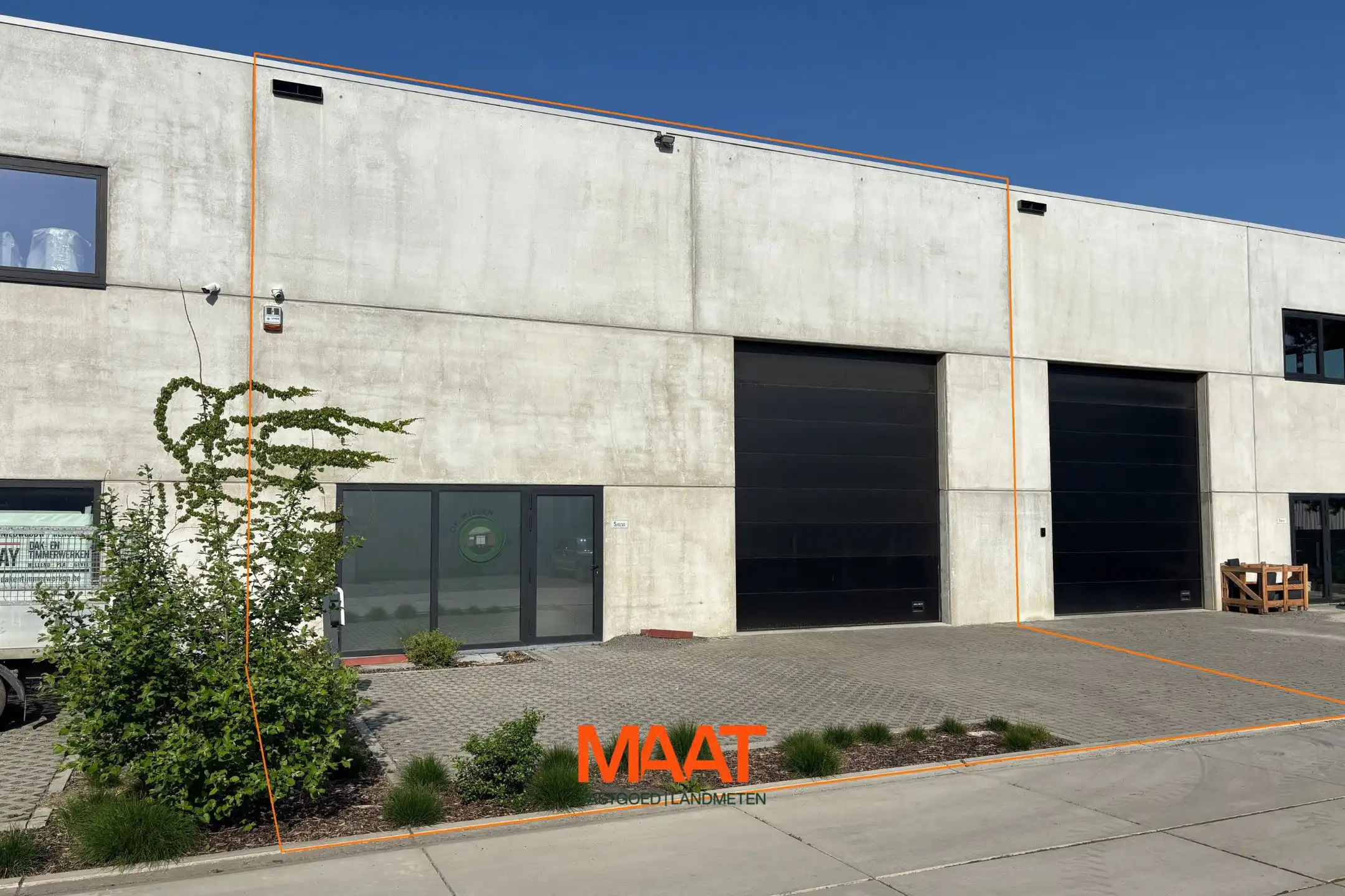 KMO unit met 2 PP  foto {{pictureIndex}}