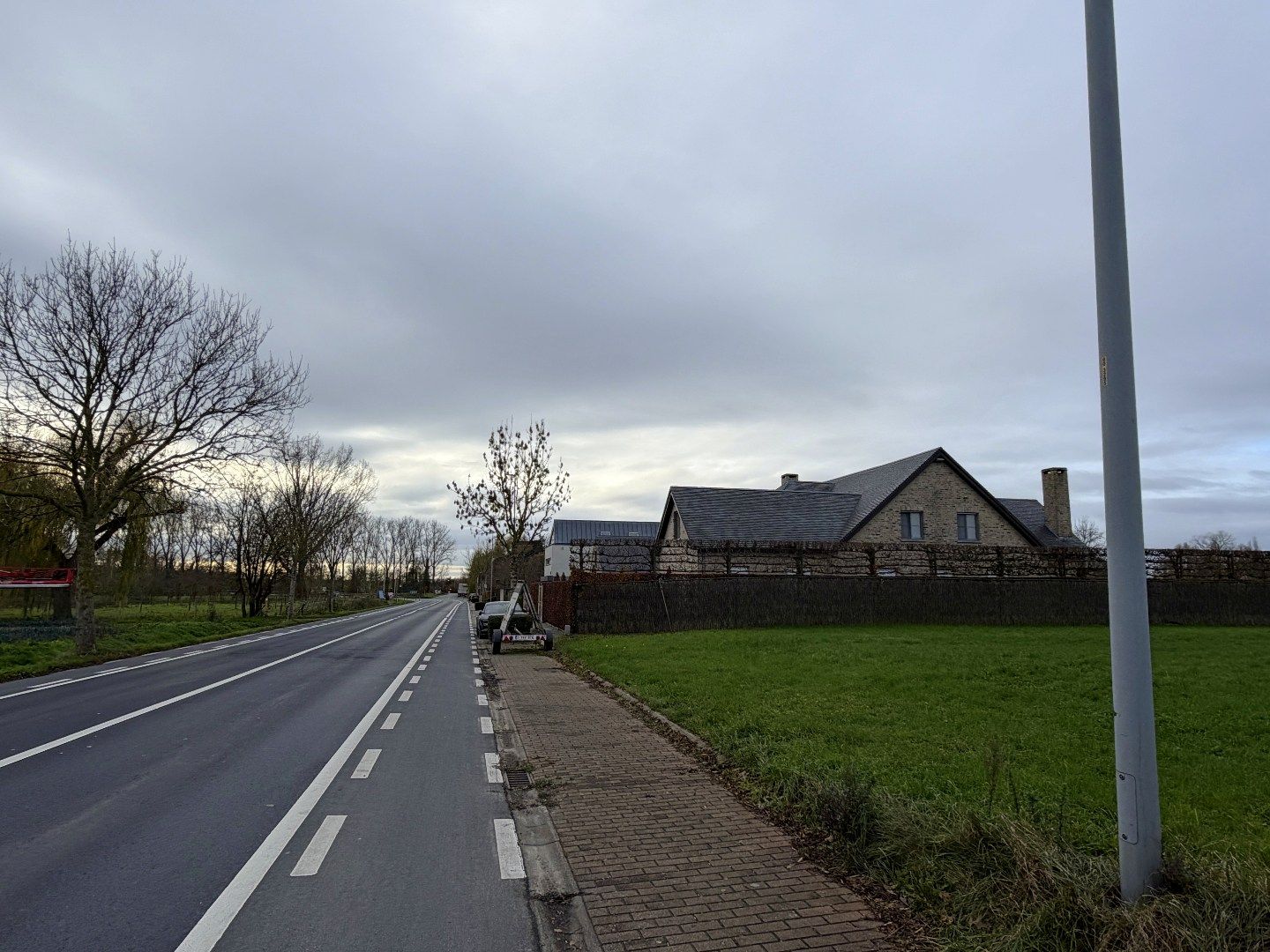 Bouwgrond voor ruime open bebouwing te koop op perceel van 1560.00 m² in Gullegem foto 4