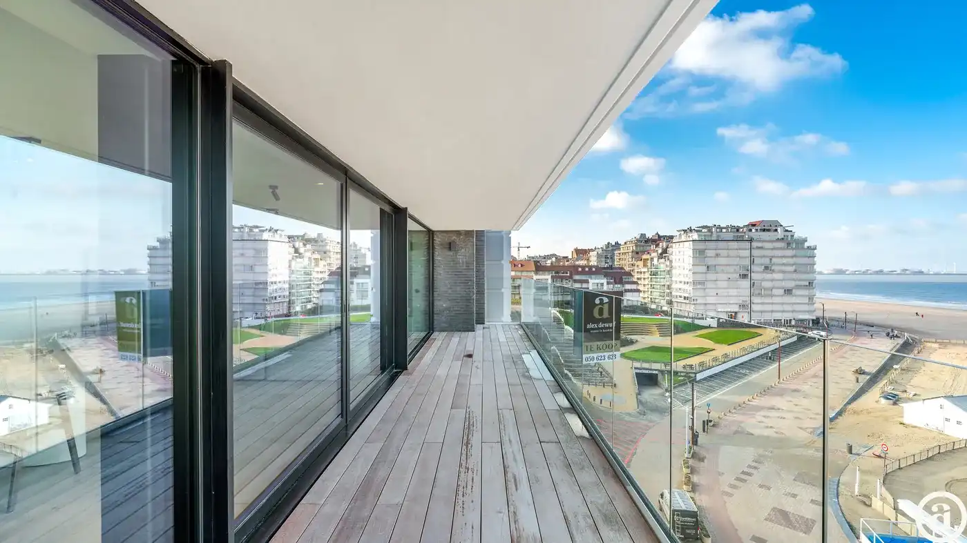 Exclusief high-end appartement in iconisch gebouw aan RBSC. foto 11