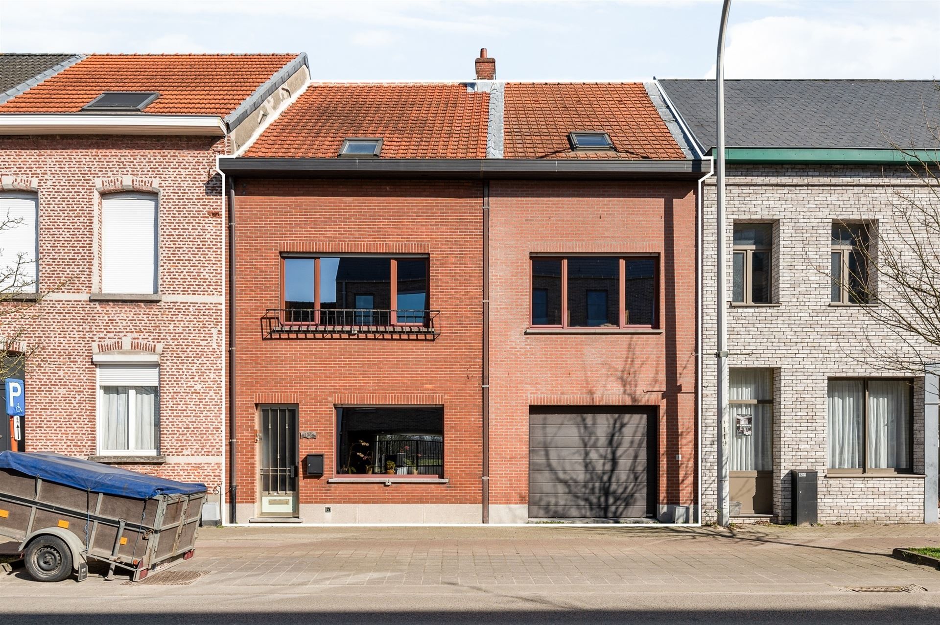 RUIME 5-SLPK-WONING MET GROTE TUIN foto 2
