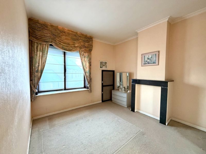 Ruime woning met 3 slaapkamers en dubbele garage foto 20