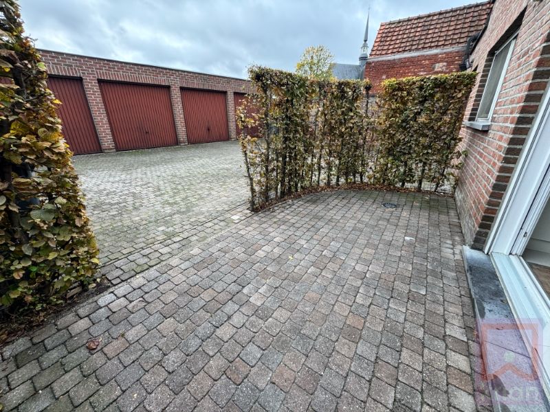 Gelijkvloers appartement met 3 slaapkamers, garage en terras. foto 22