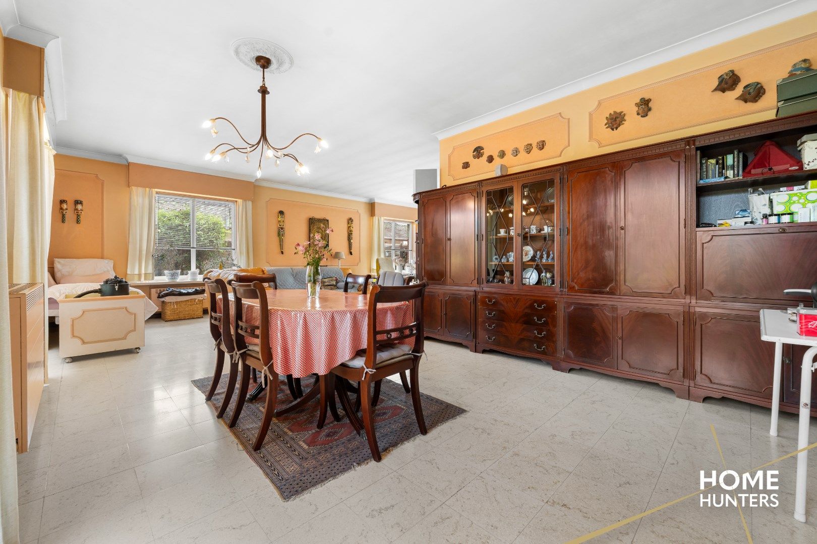 Goed onderhouden villa op de rand van Ieper met 4 slaapkamers op een perceel van 1051 m² foto 4