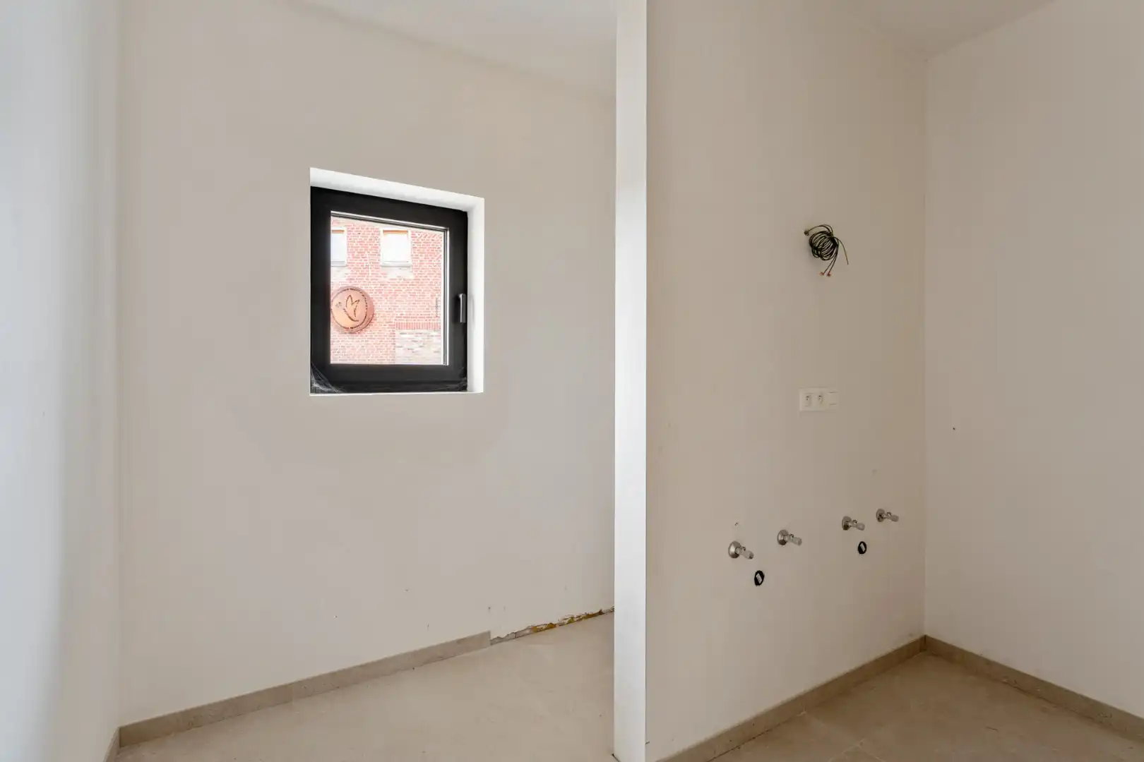 Exclusieve halfvrijstaande woning te koop na transformatie van bestaande hoeve naar 2 BEN-woningen!  foto 17