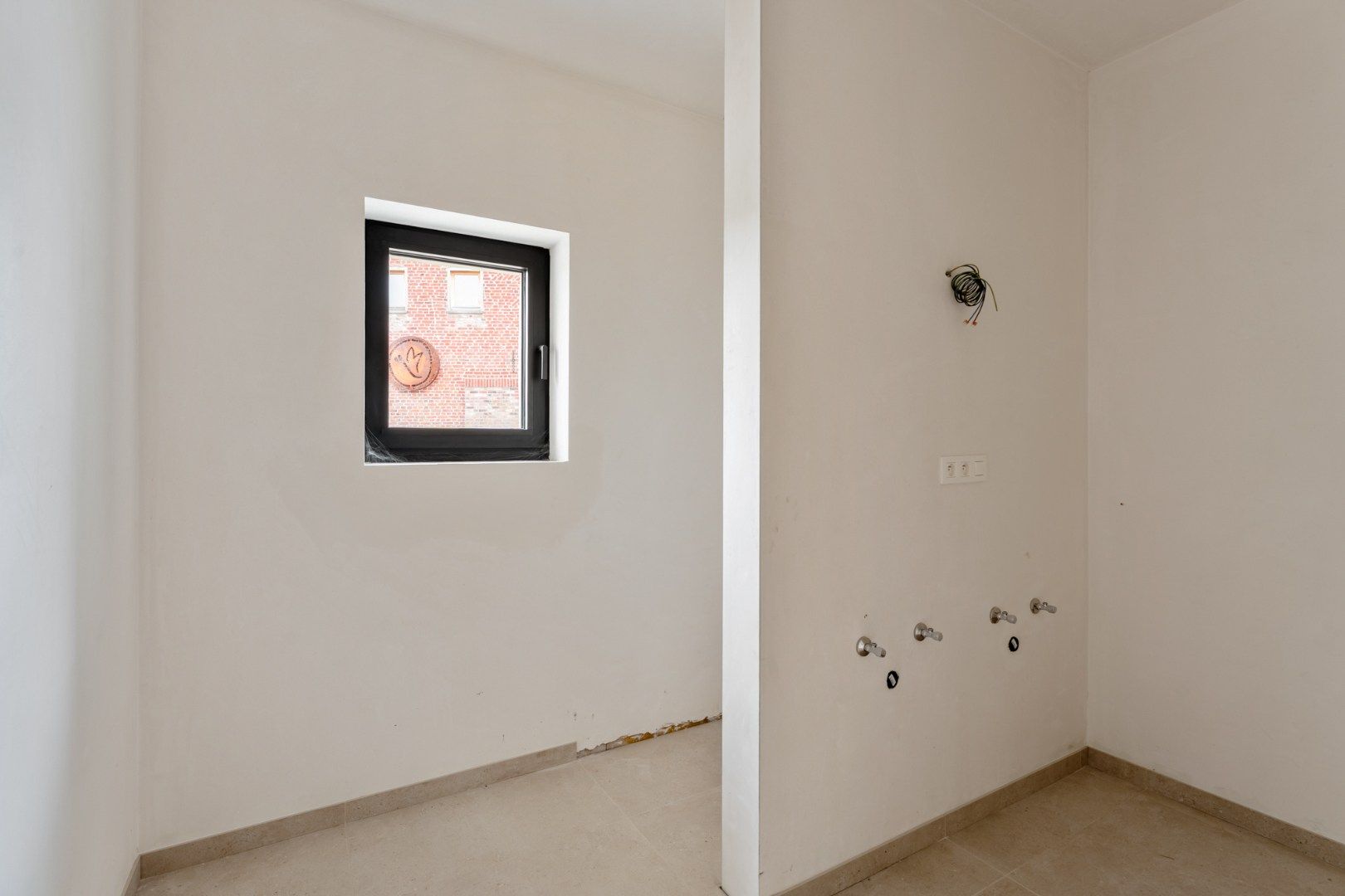 Exclusieve halfvrijstaande woning te koop na transformatie van bestaande hoeve naar 2 BEN-woningen!  foto 17