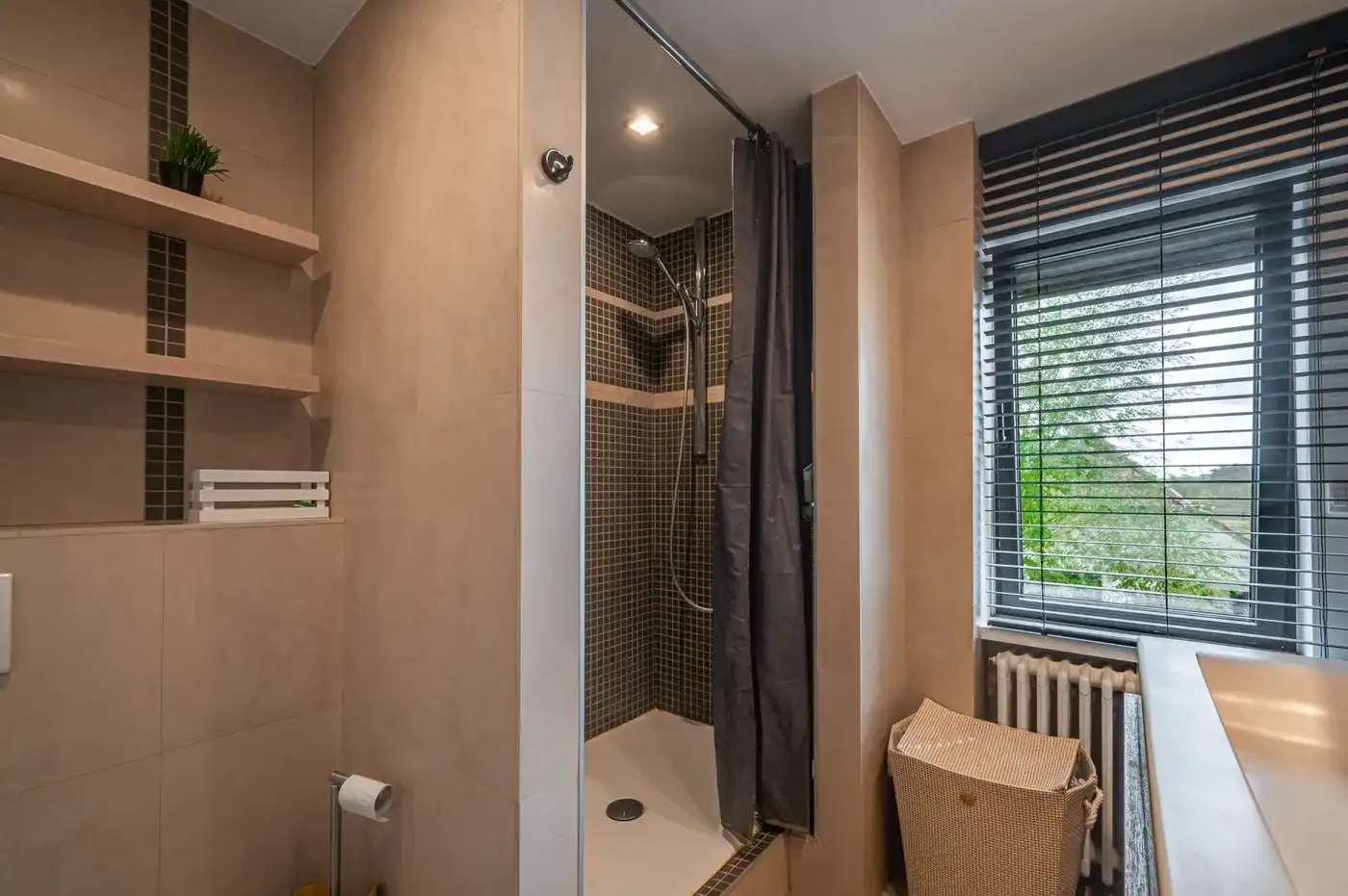 Charmante hoekwoning met prachtig uitzicht over de polders aan het Oosthoekplein foto 15