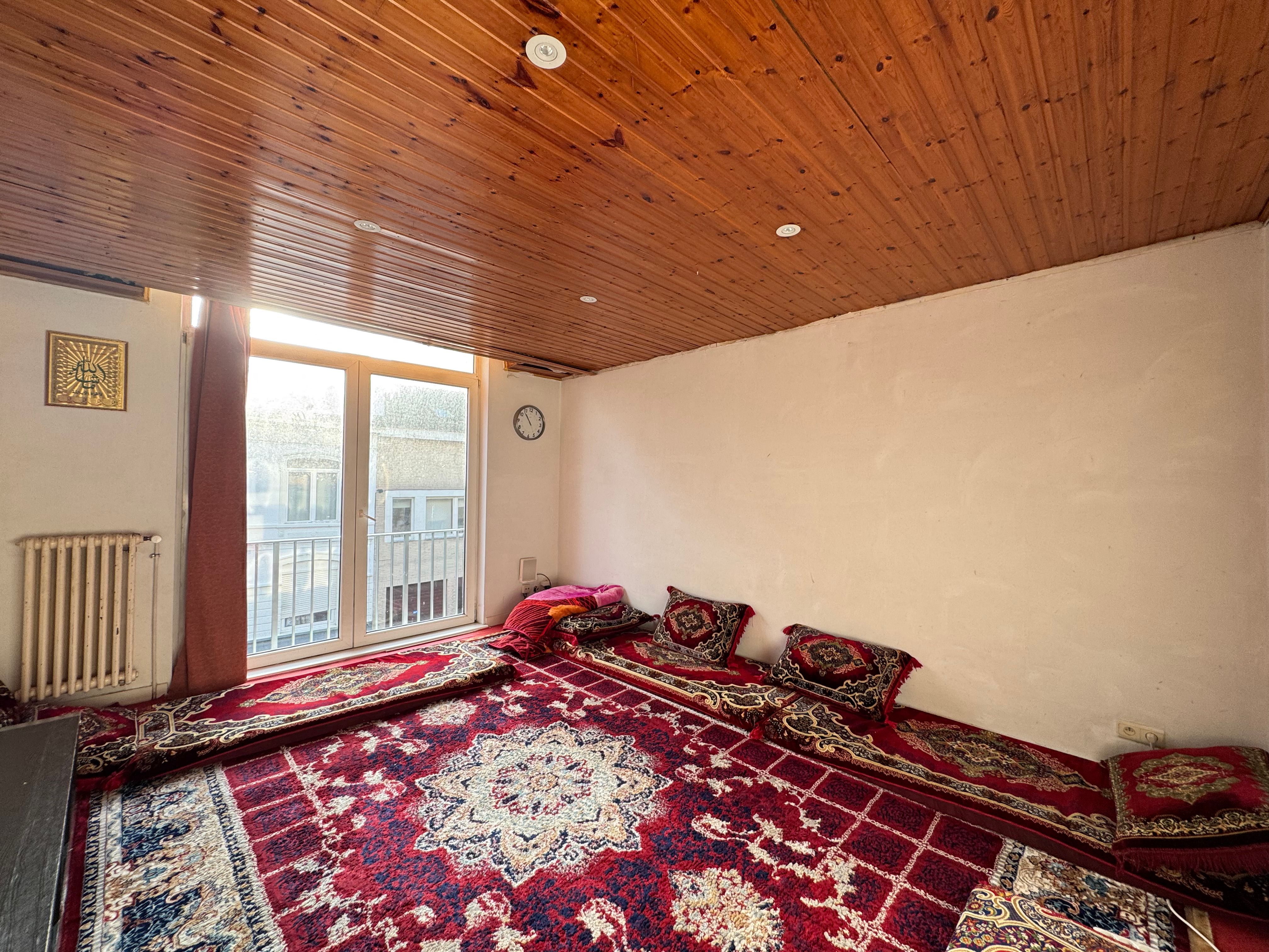 Opbrengsteigendom met 4 vergunde appartementen foto 2