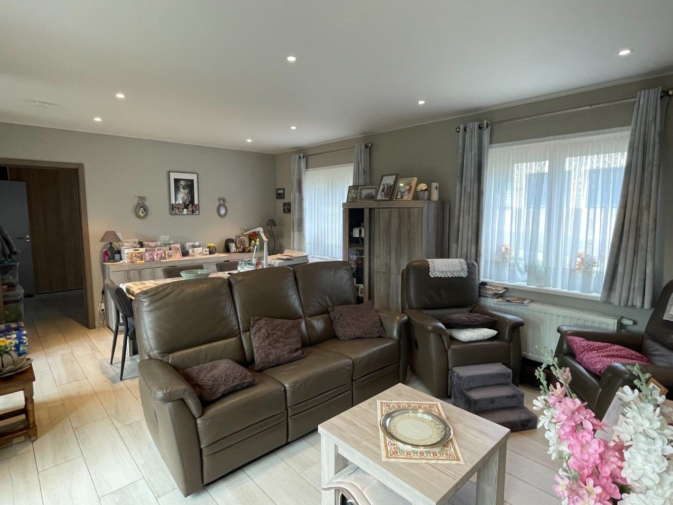 Zeer ruime, perfect onderhouden villa van ca. 475m² - 6 kamers - 3 badkamers nabij centrum Overijse foto 9