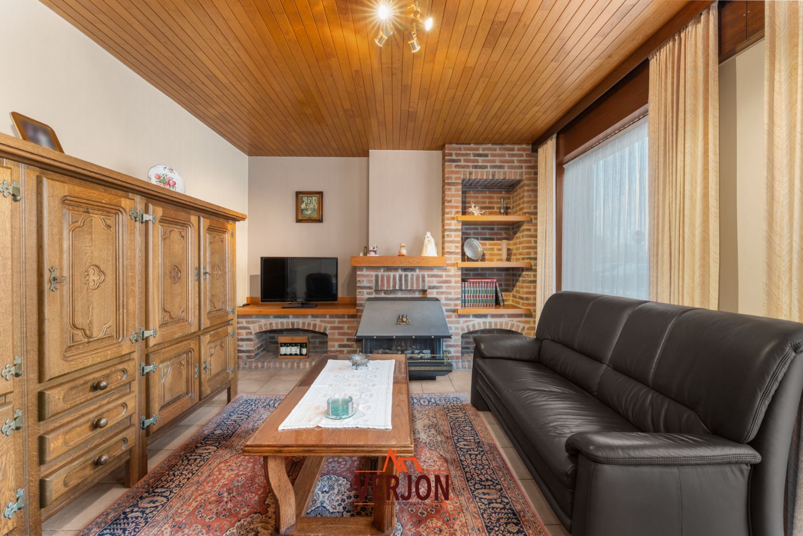 1ste kijkmoment 24/01/26! Gezellige en praktische woning met afgesloten tuin en ruime garage in Ardooie! foto 2