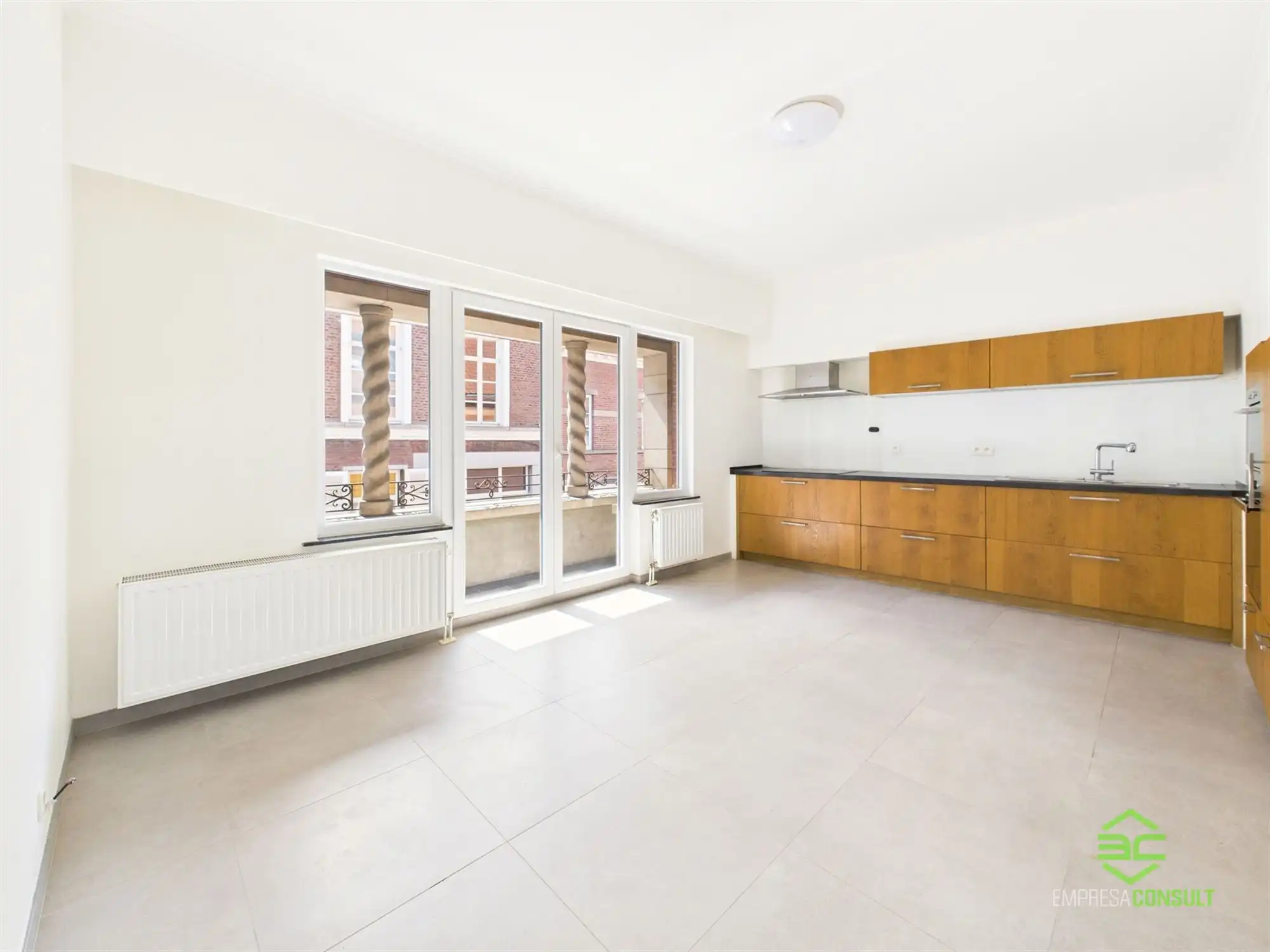 Kleinschalig appartementsgebouw van 3 app in het centrum! foto 16