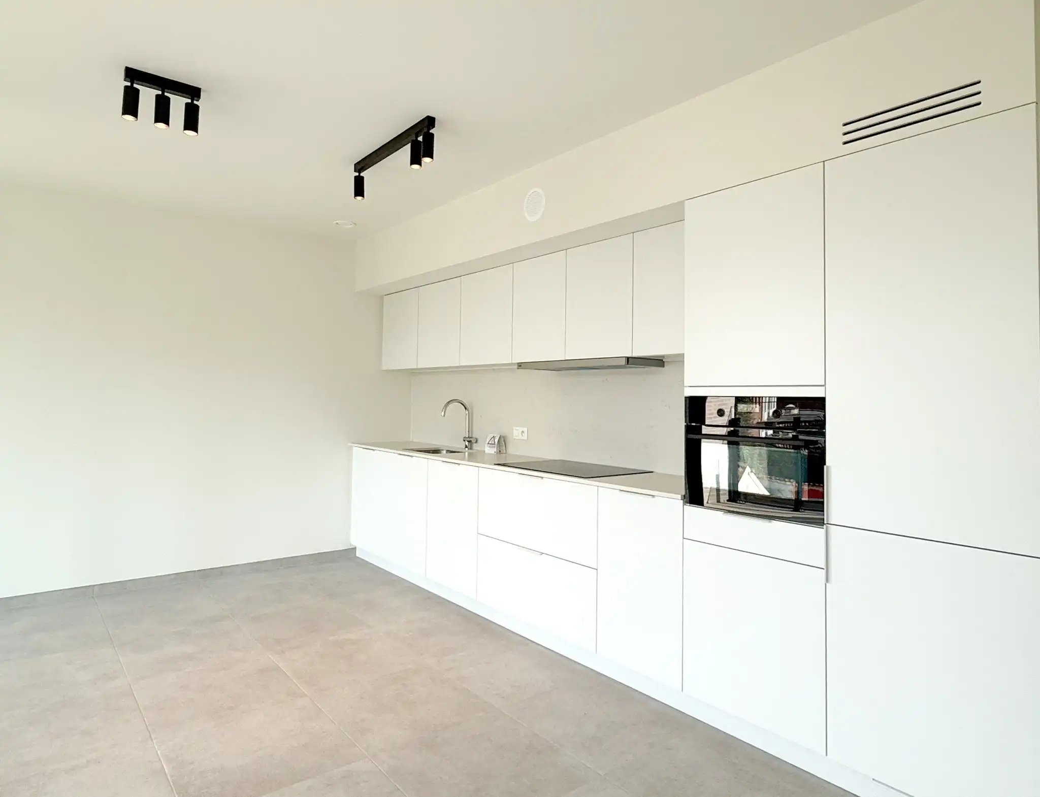 Nieuwbouwappartement op de tweede verdieping met terras en twee slaapkamers foto 5