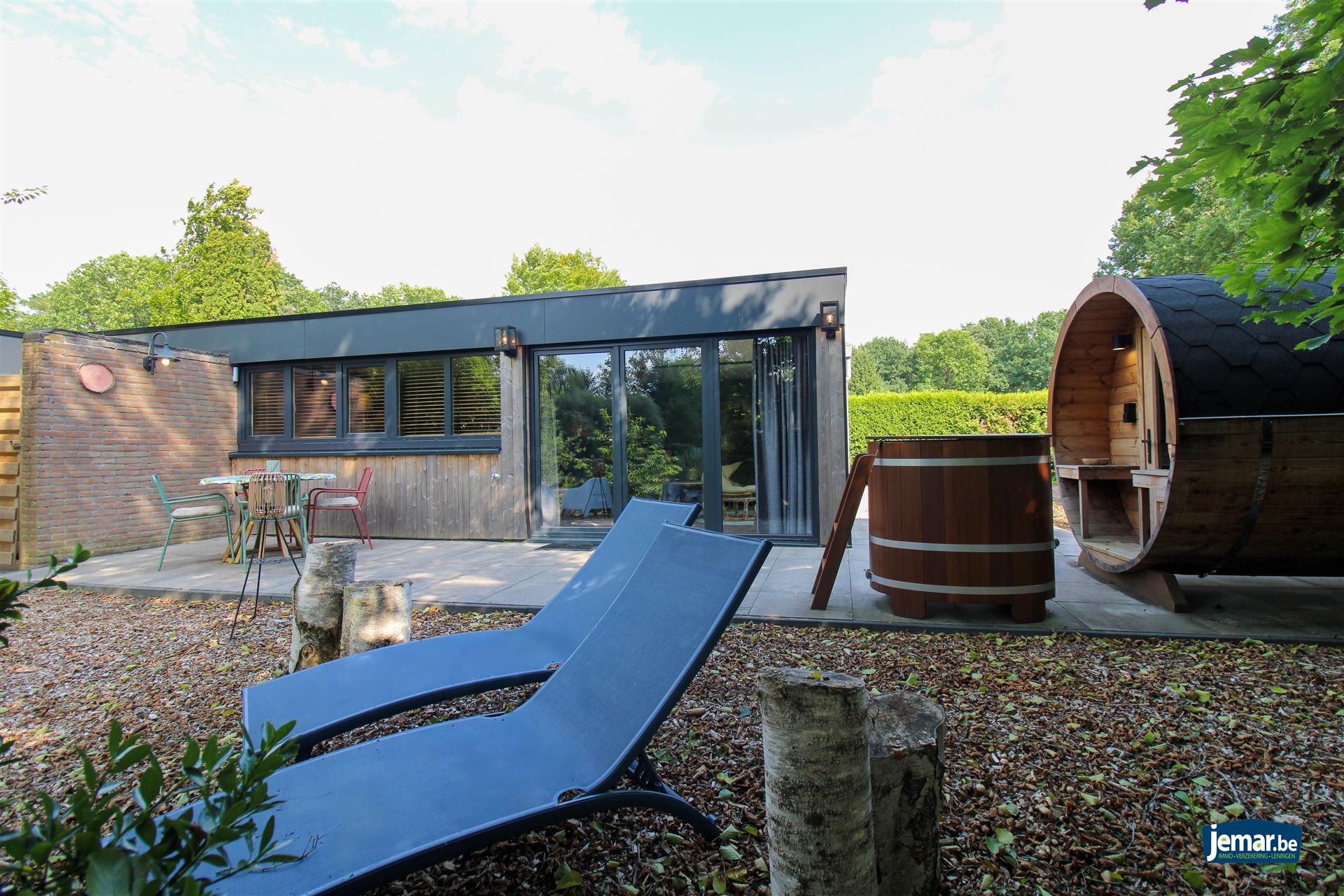 Stijlvol gerenoveerde vakantiewoning op vakantiedomein Sonnevijver met 2 slaapkamers, gelegen aan de Maanvijver, instapklaar en inclusief inboedel – ideaal voor eigen gebruik of verhuur! foto 16