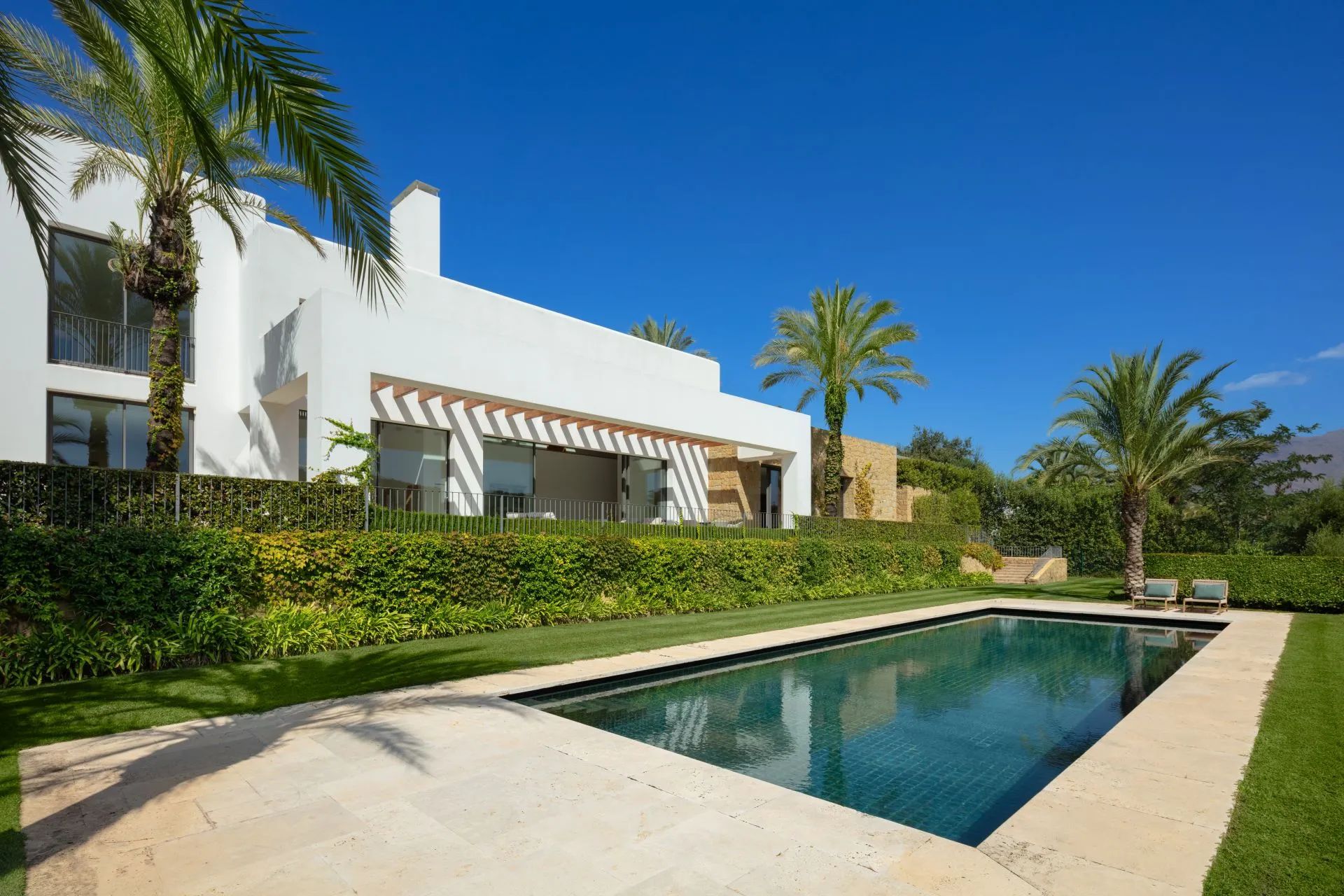 Exclusieve golfvilla met ongekende luxe en panoramisch uitzicht in Finca Cortesin Resort foto 19