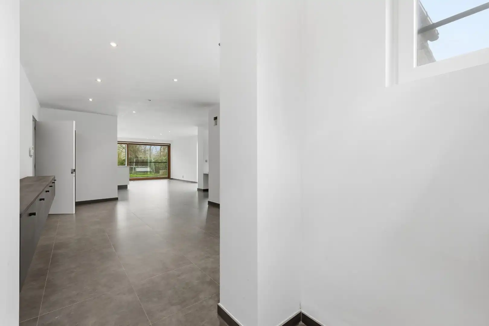 Alleenstaande woning met 4 slaapkamers in Merkem!  foto 4
