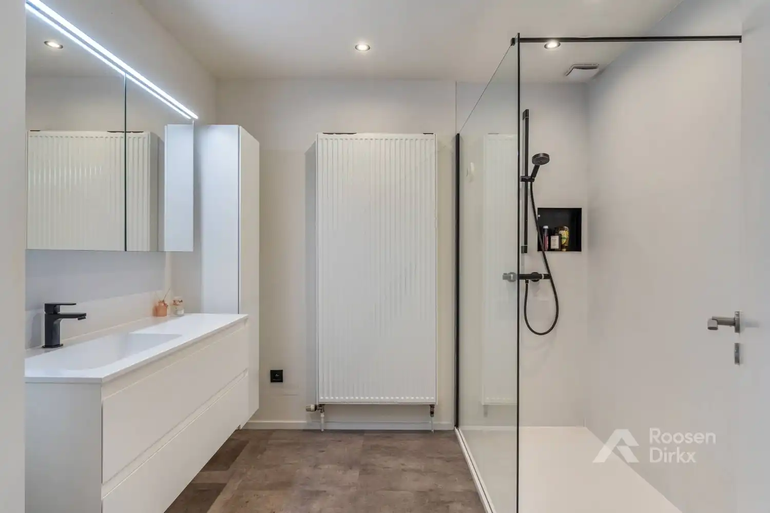 Goed onderhouden gezinswoning HOB met 5 slaapkamers op perceel van 1.325m² in Oudsbergen foto 18